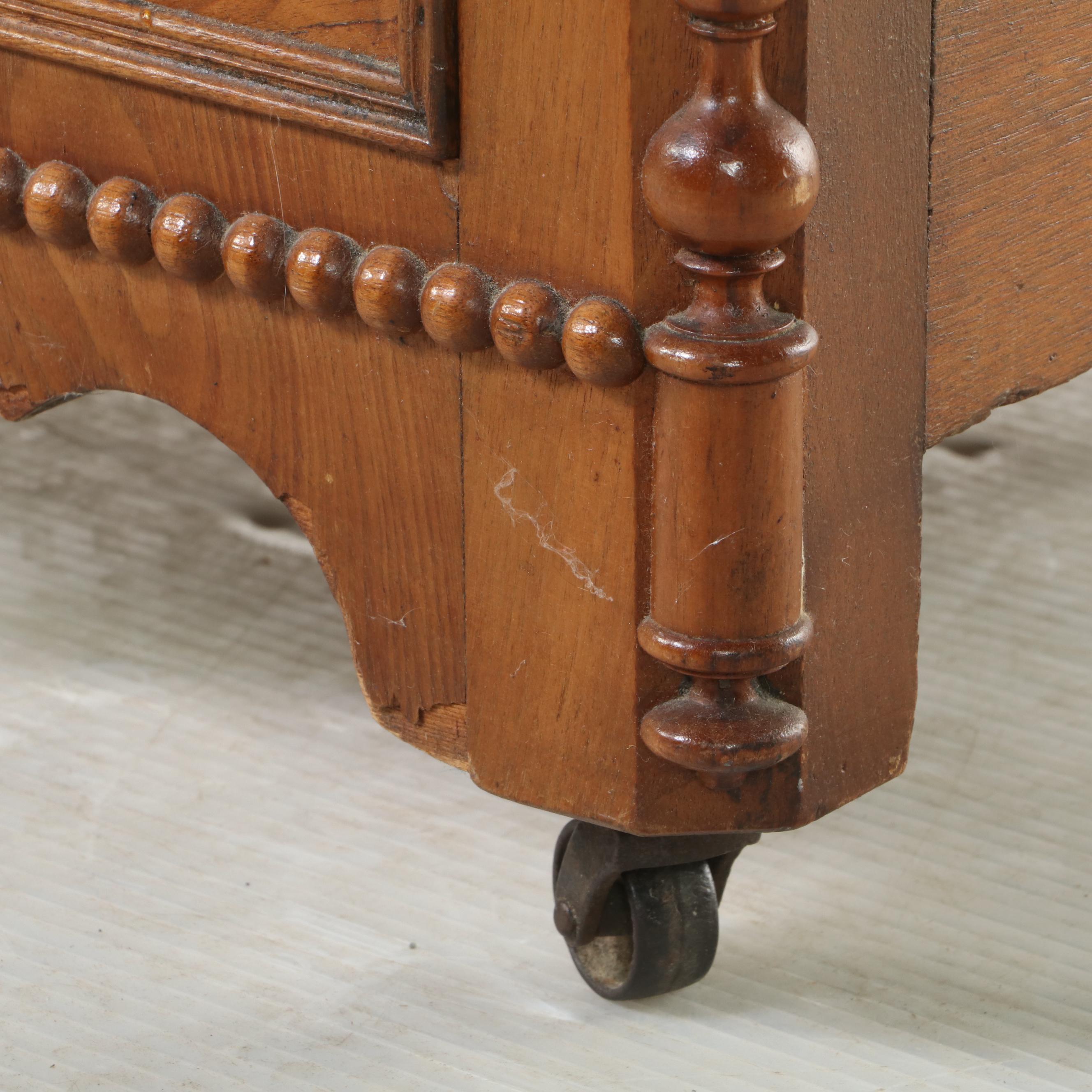 Victorian Walnut, Figured Walnut, and Poplar Three-Drawer Washstand
