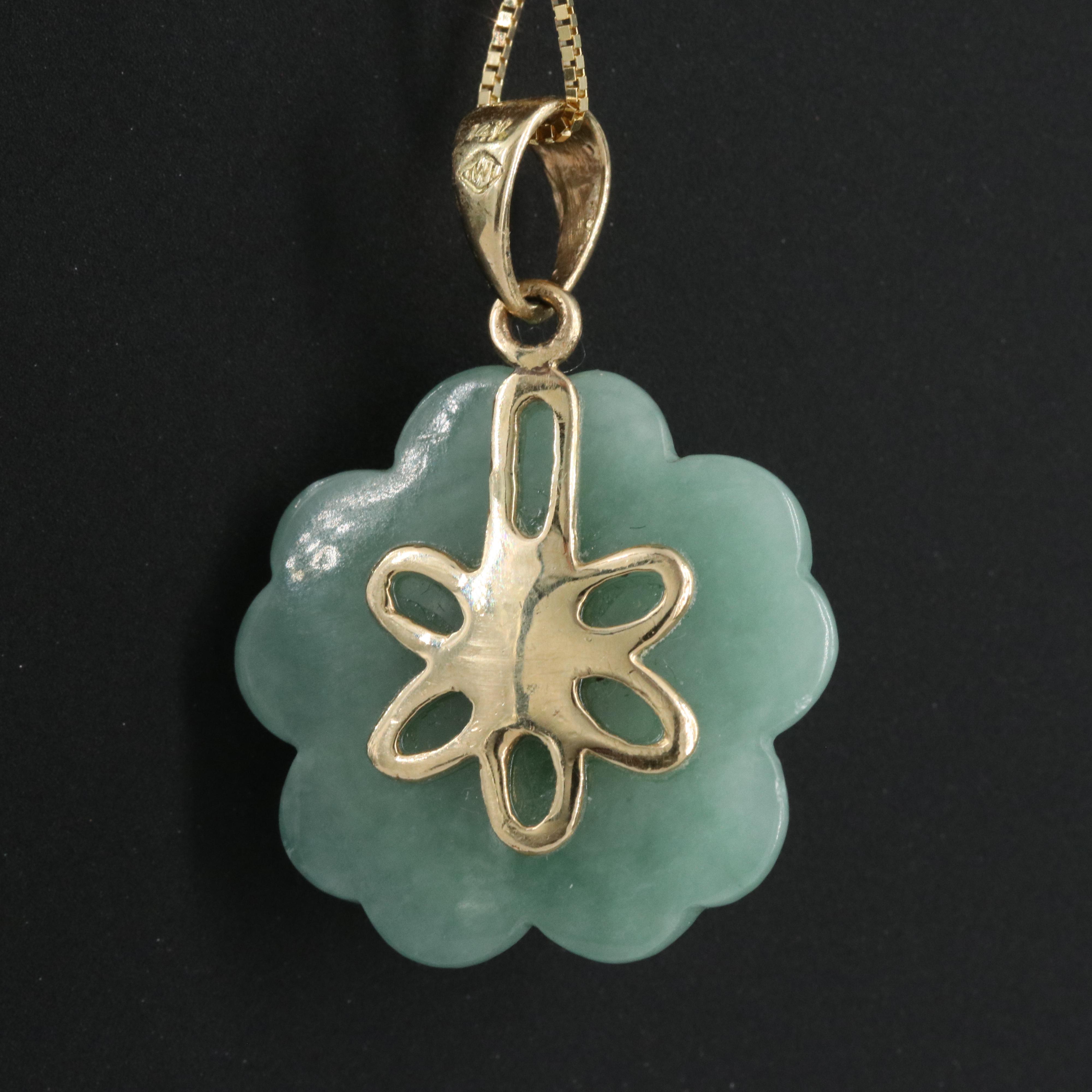 14K Jadeite and Peridot Floral Pendant Necklace