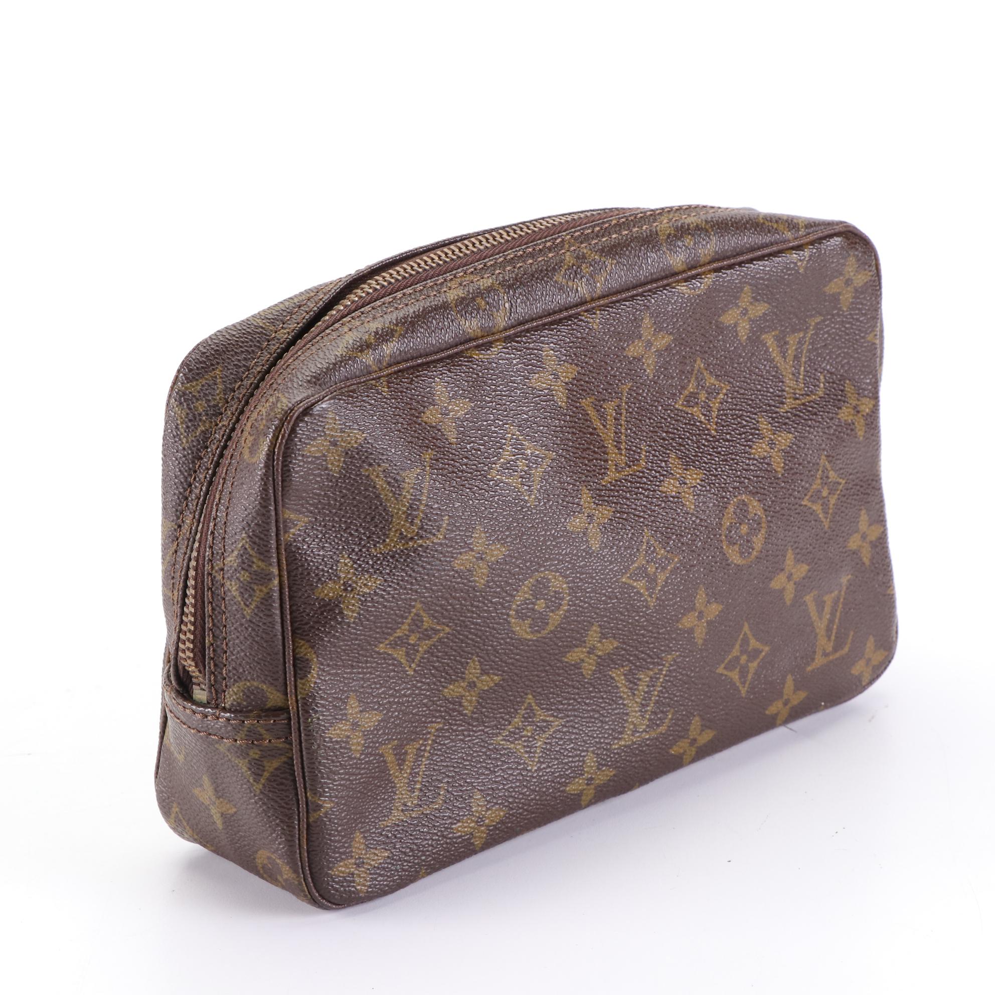Louis Vuitton Trousse Toilette 23 in Monogram Canvas