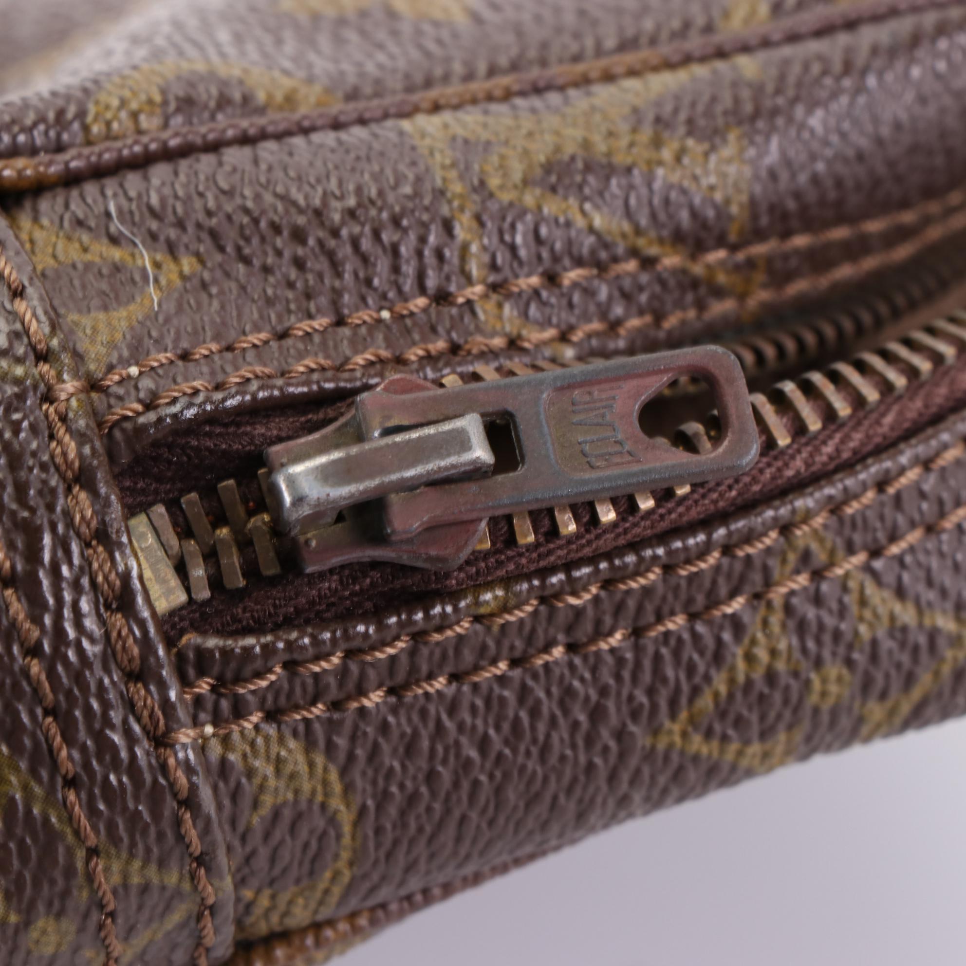 Louis Vuitton Trousse Toilette 23 in Monogram Canvas