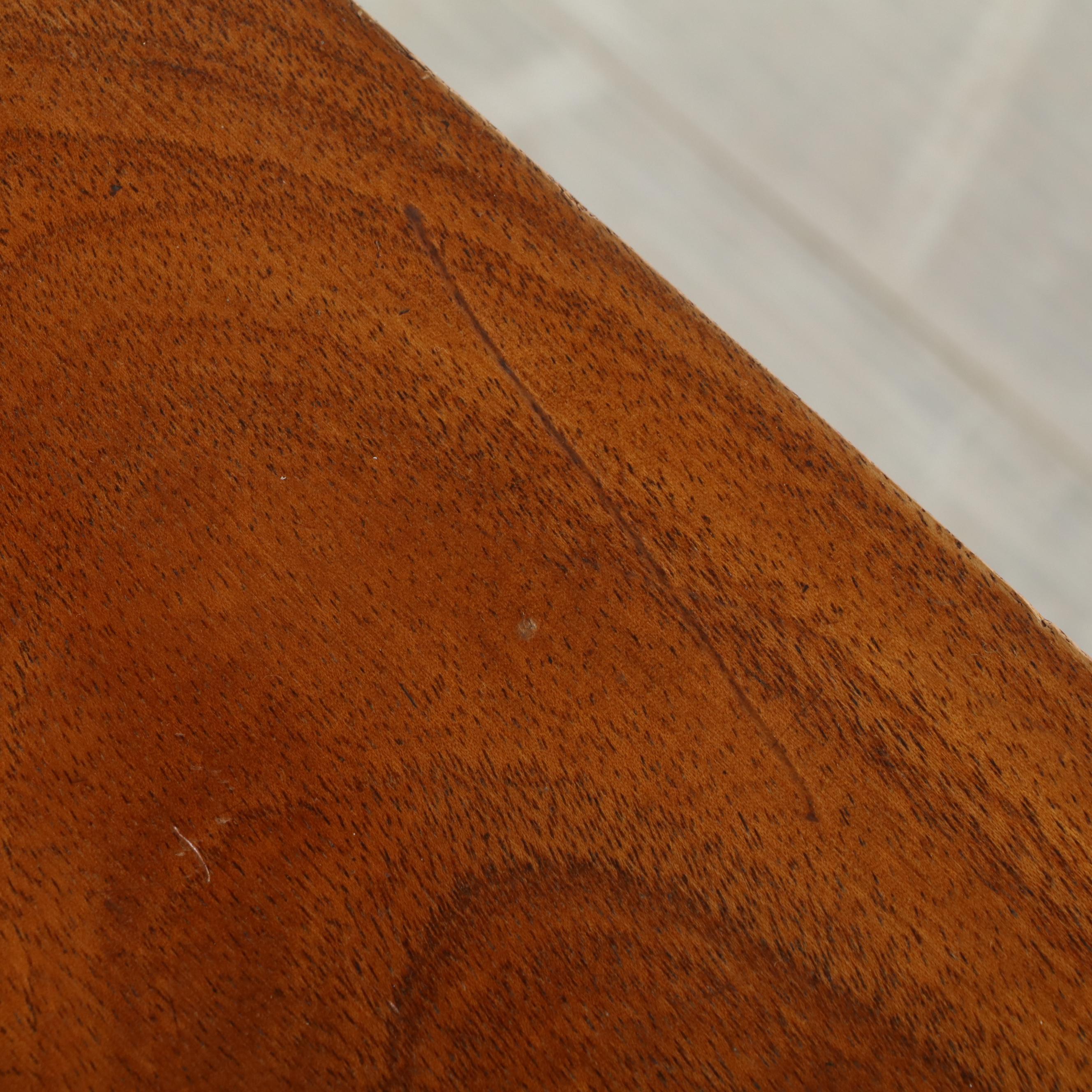 Federal Style Walnut and String-Inlaid Coffee Table, 20th Century