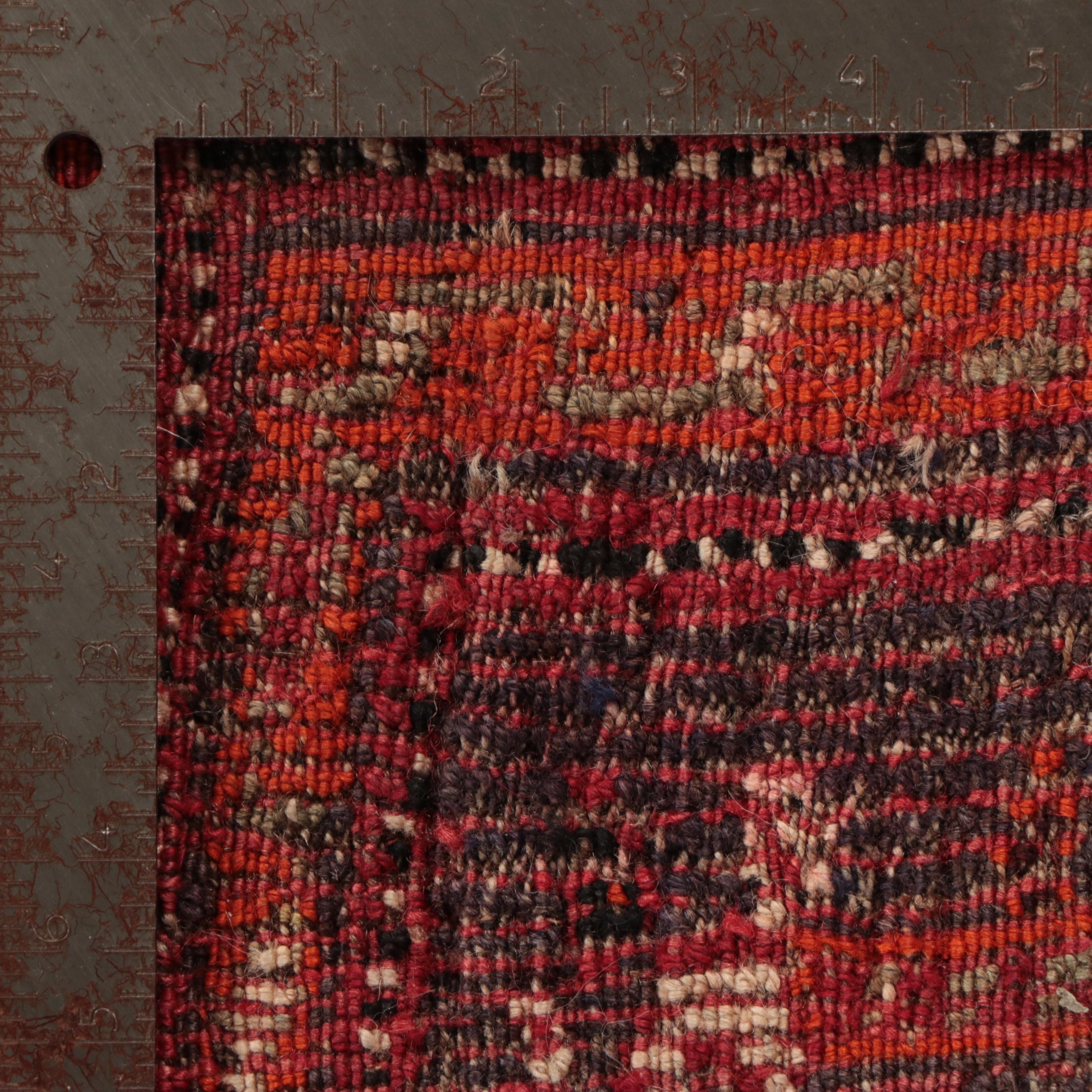 4'3 x 9'5 Hand-Knotted Persian Abadeh Area Rug