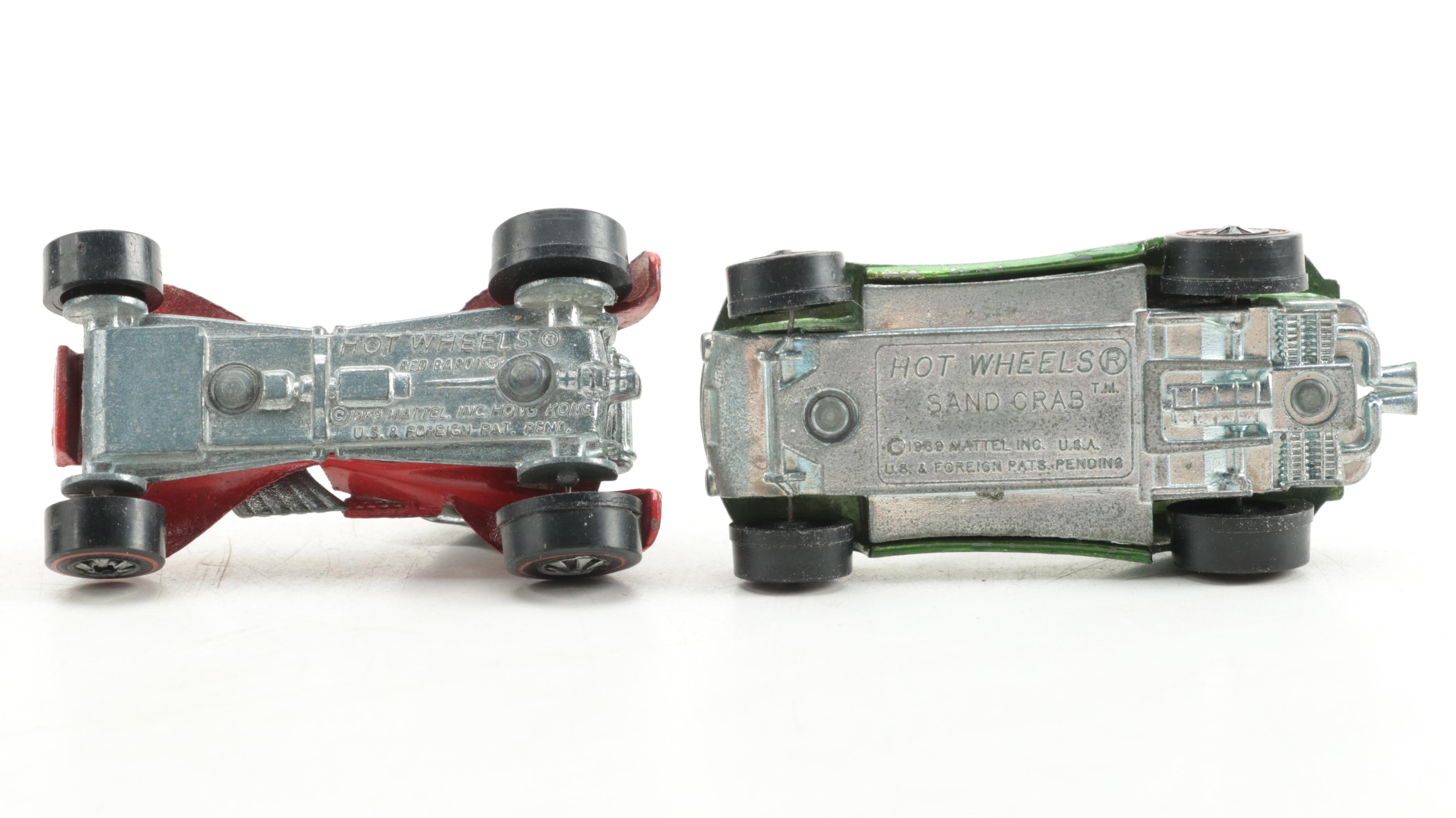 Mattel Hot Wheels Car Collector's Case with Toy Cars, Trucks Including Red Lines