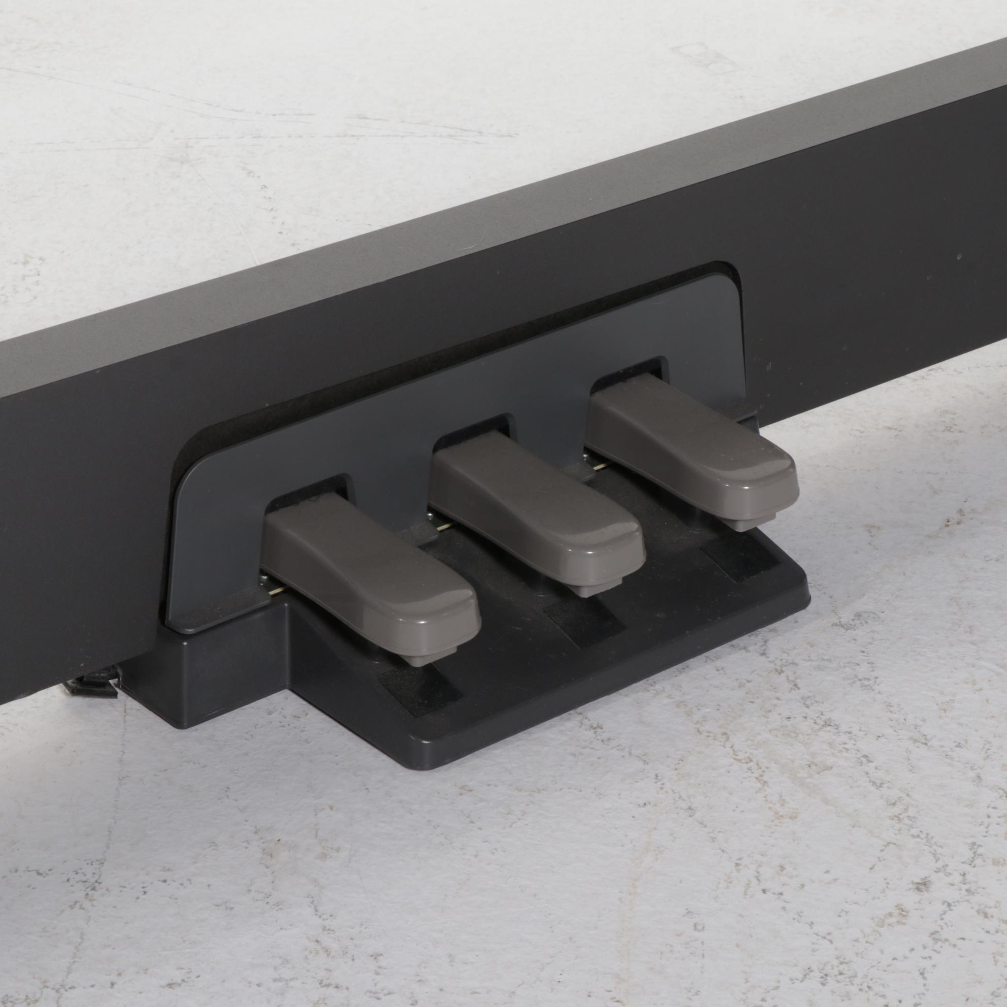 Yamaha DGX-660 Portable Grand Electric Piano