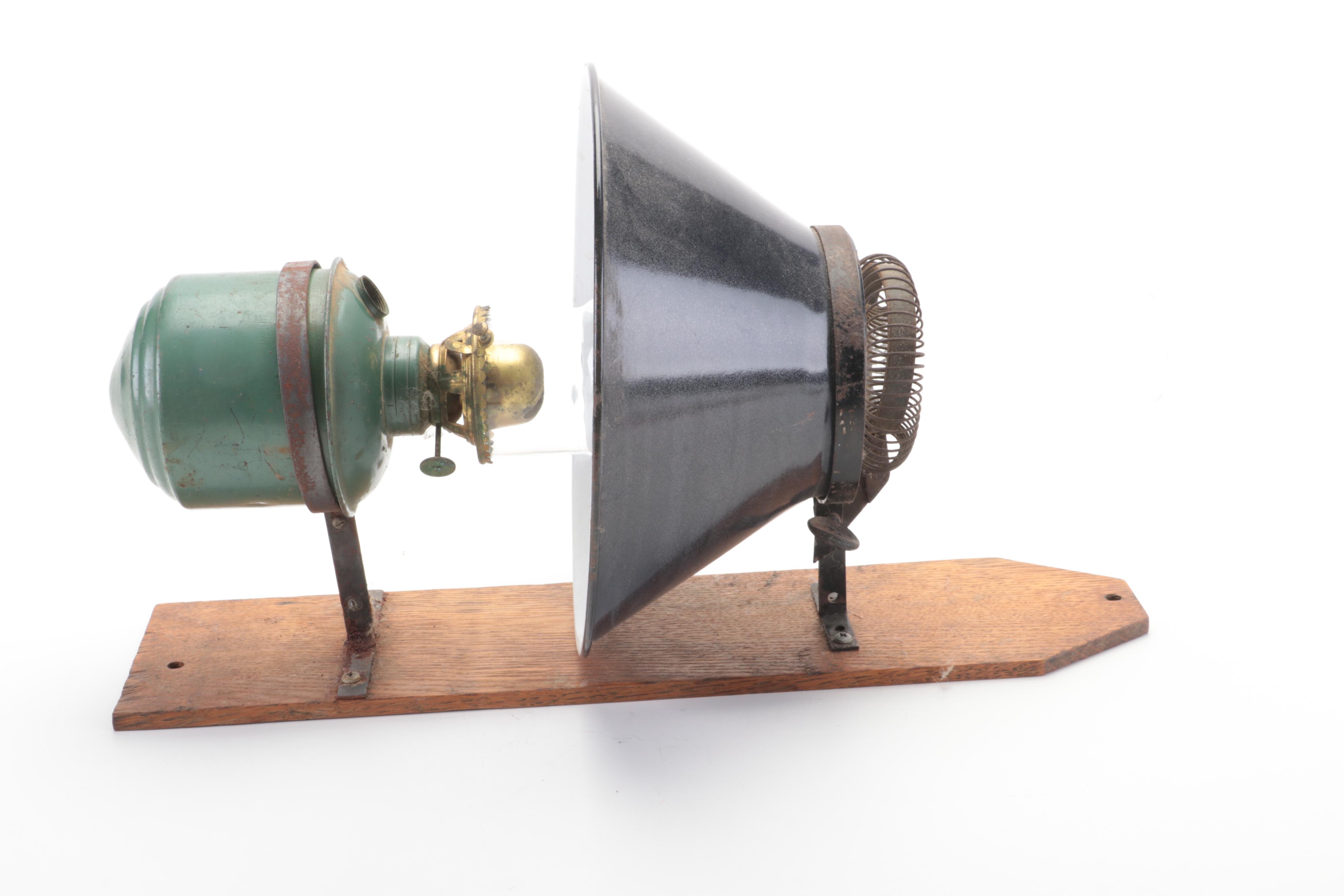 Plume & Atwood Enameled Metal Railroad Train Car Lantern