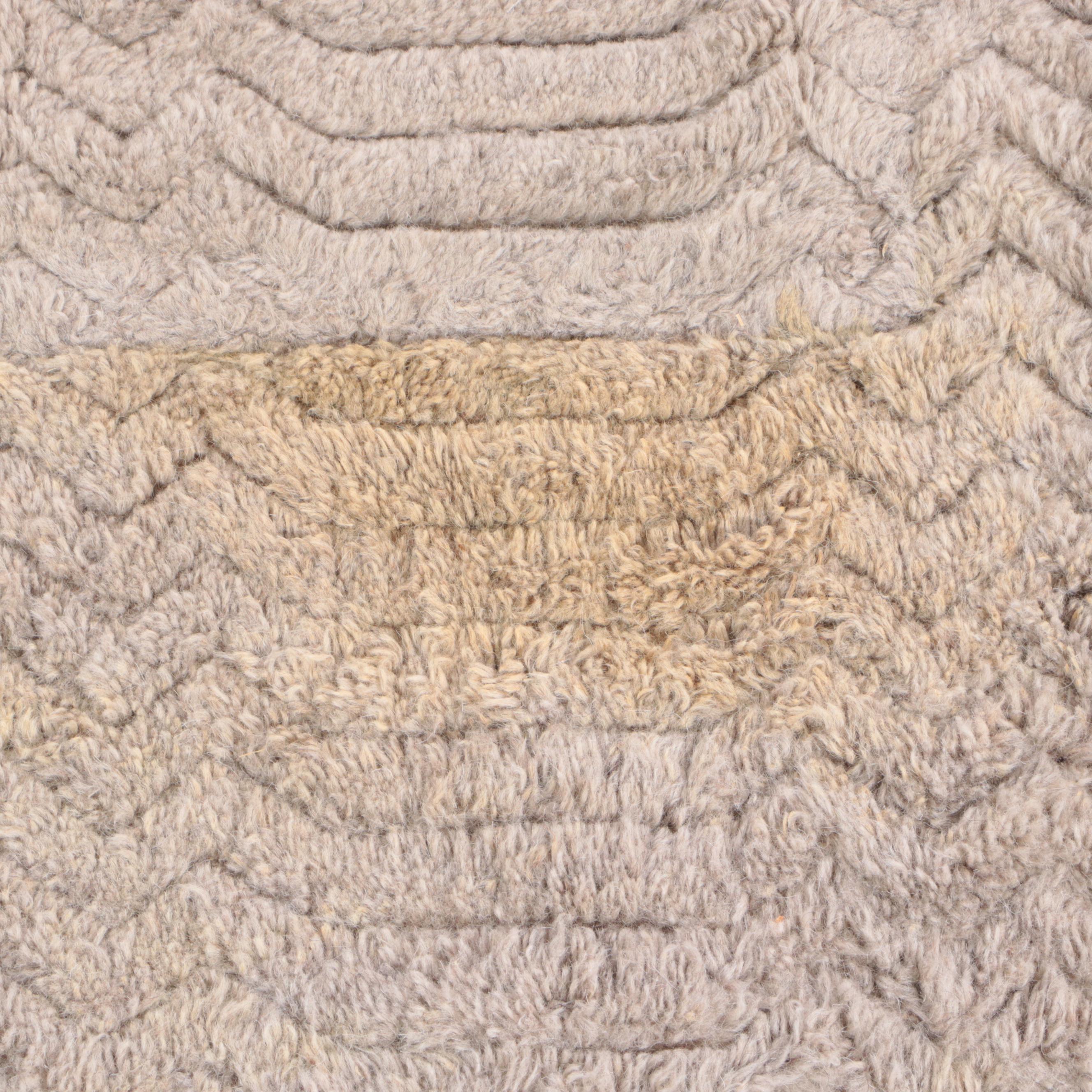 9'8 x 13'4 Hand-Knotted Armadillo Carved Area Rug