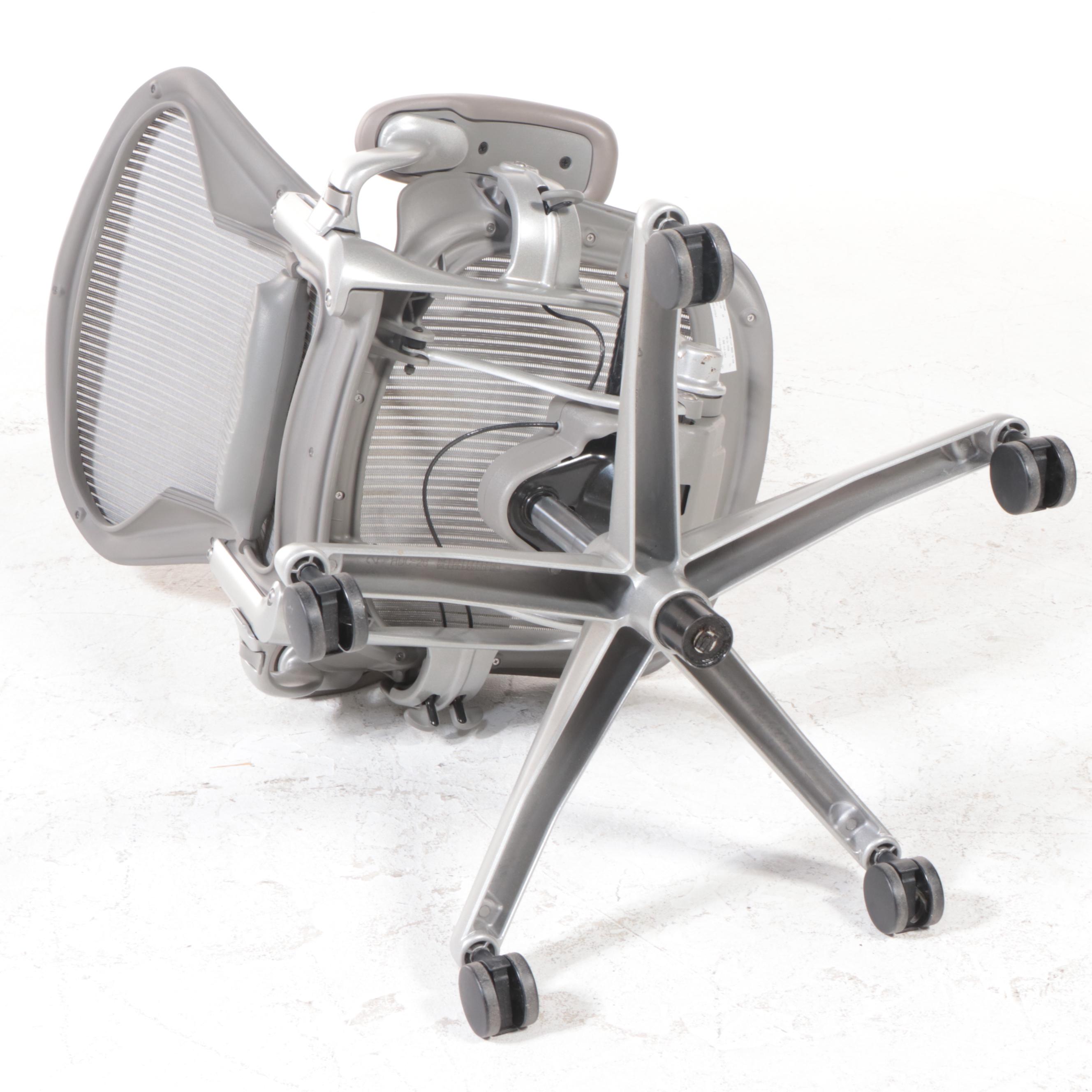 Herman Miller Aeron Executive Armchair on Five-Leg Base with Casters