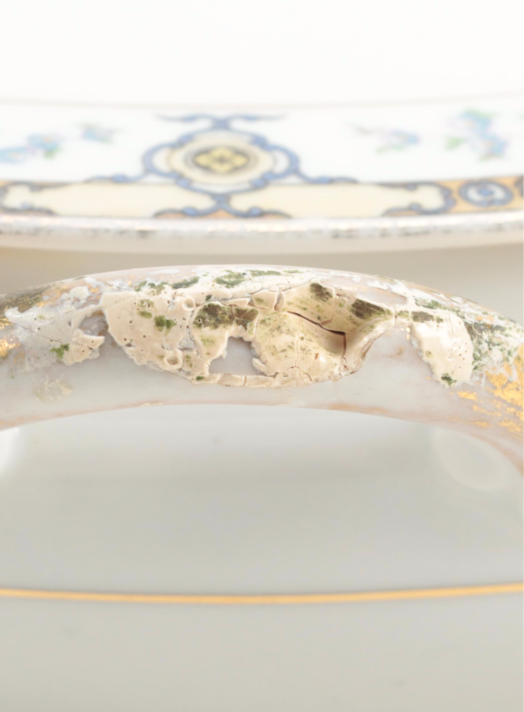 Noritake "Bellefonte" Porcelain Plates and Covered Serving Dish, 1920s