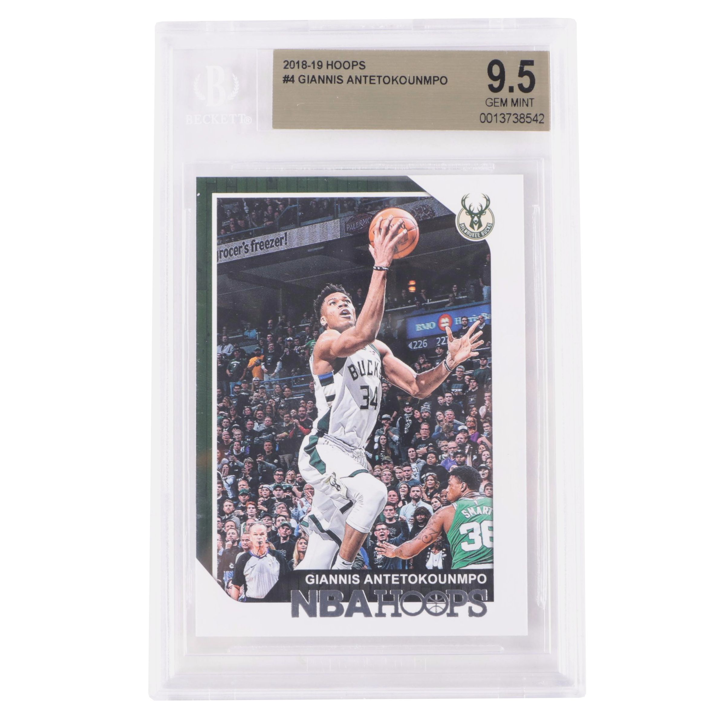 2018 Panini NBA Hoops Giannis Antetokounmpo Graded Beckett 9.5 Basketball Card