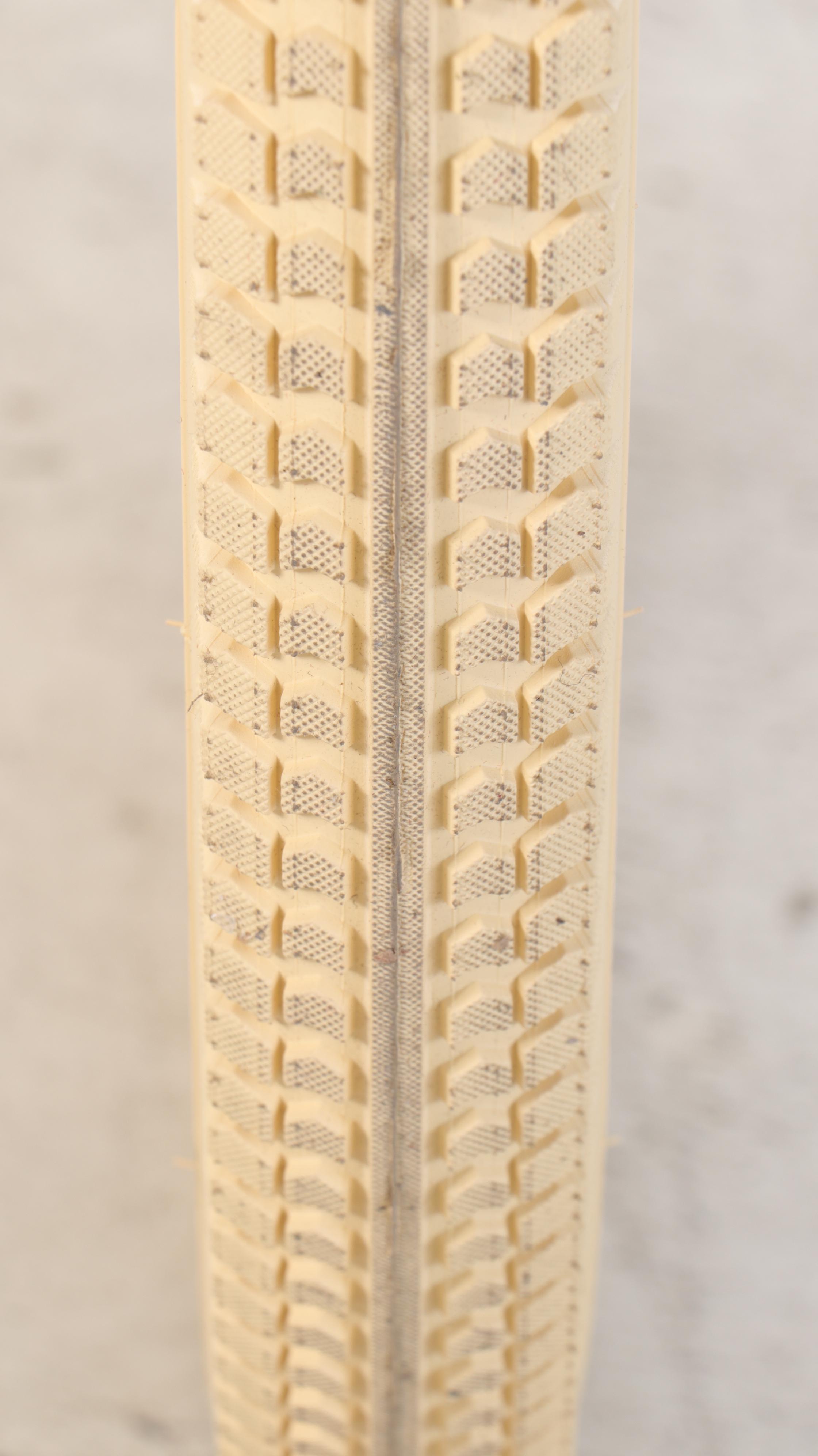 Huffy Nel Lusso Yellow Classic Cruiser 26" Women's Bicycle