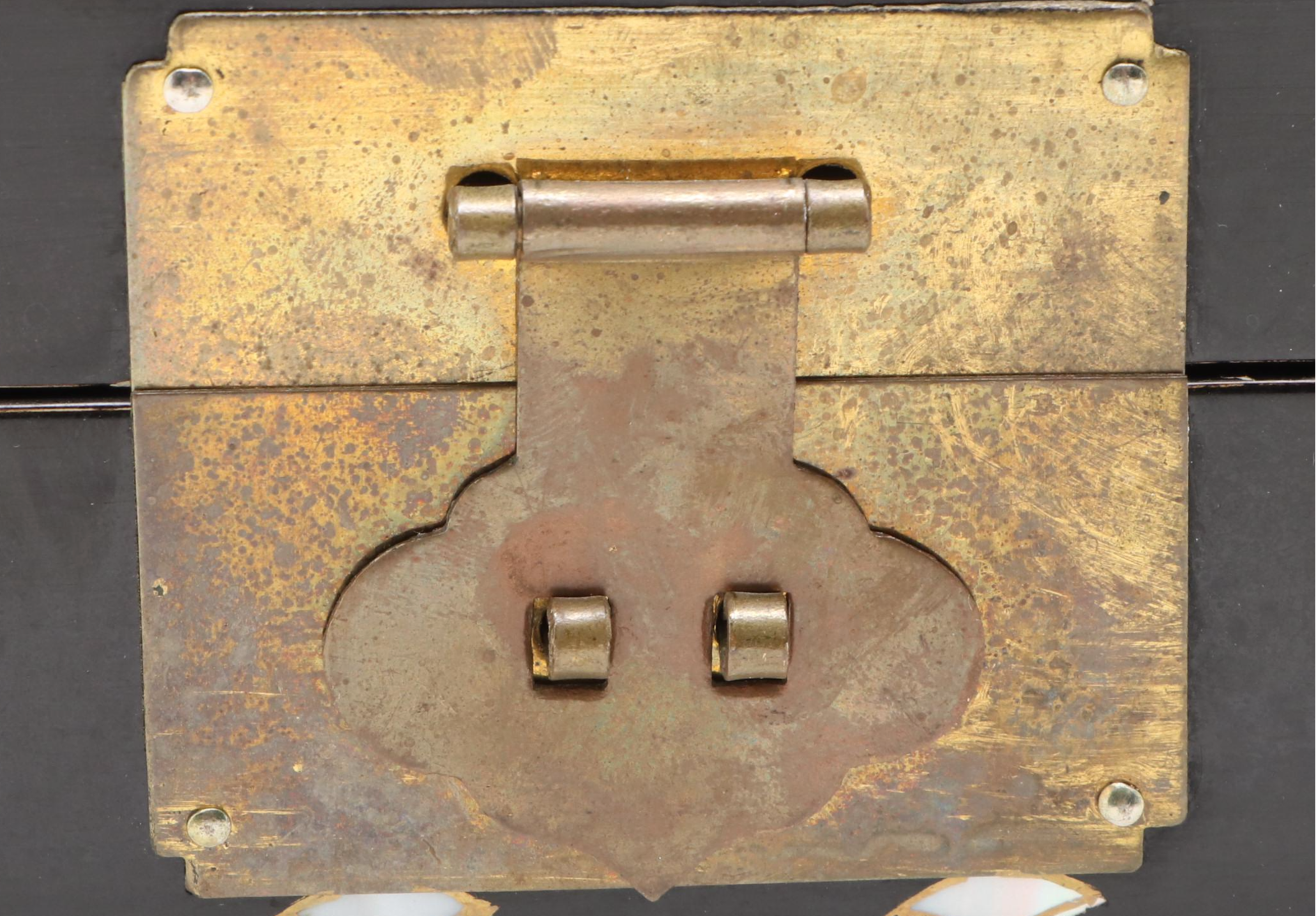 Chinese Lacquerware Mirrored Jewelry Box with Mother-of-Pearl Inlay