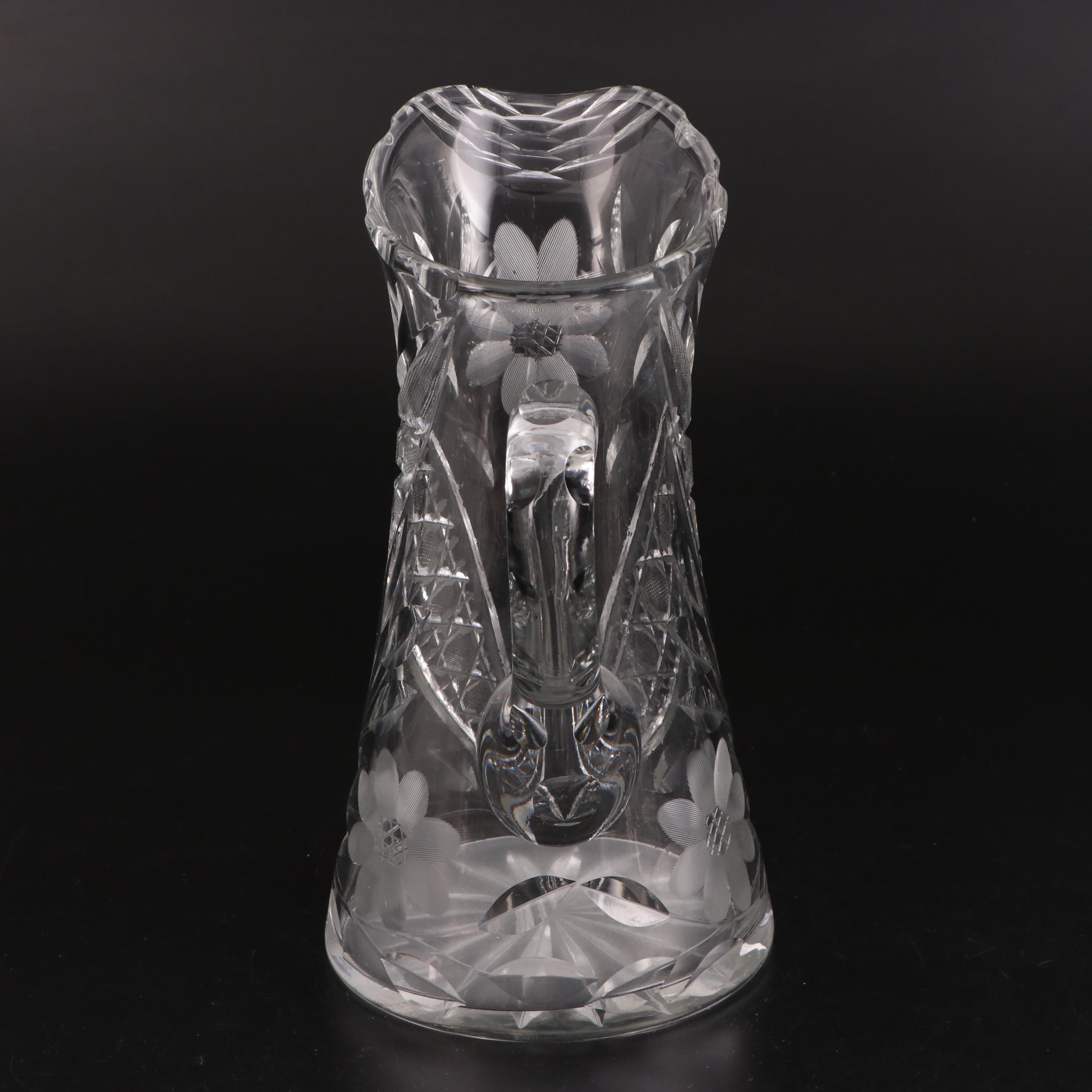 Cut Glass and Crystal Tableware and Décor