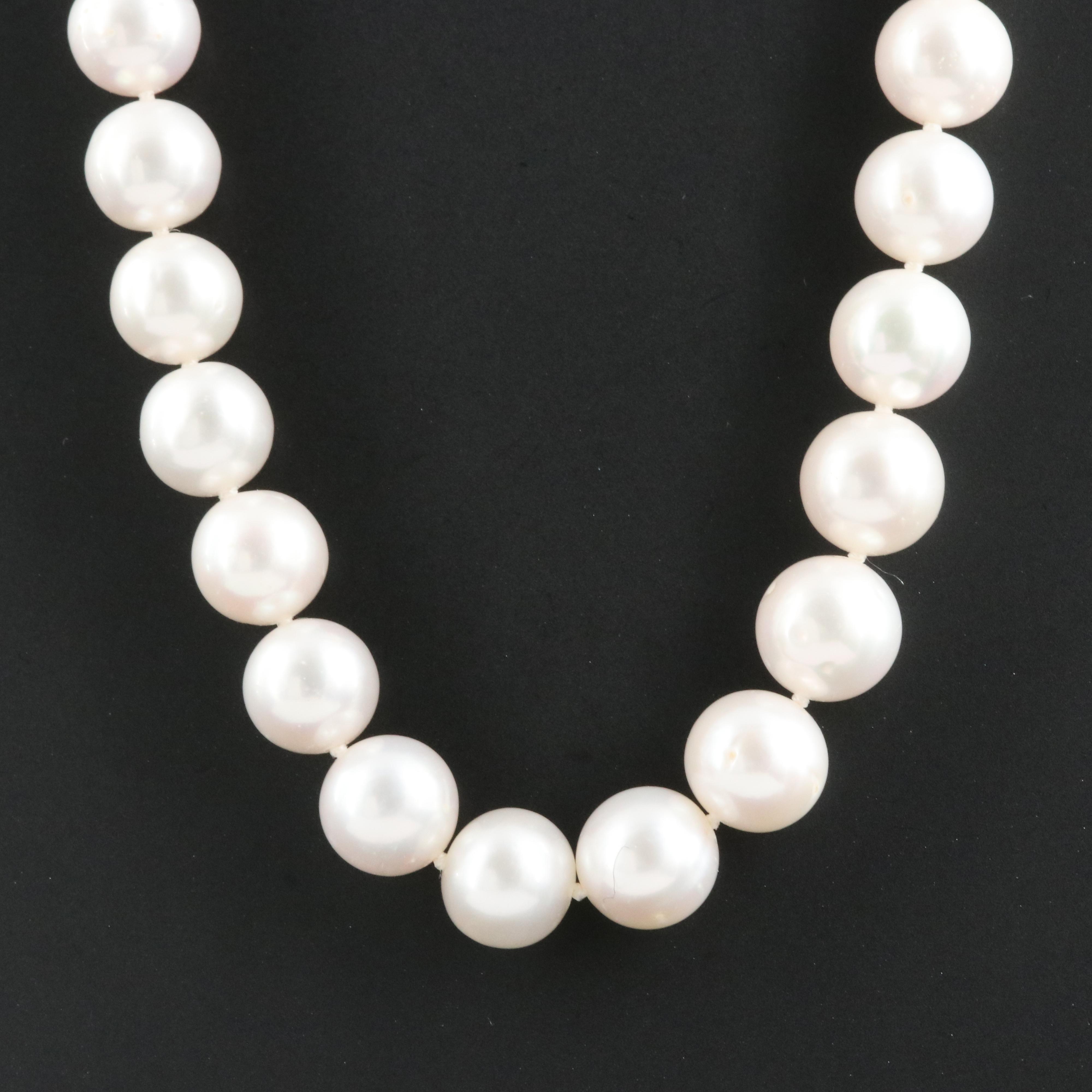 Pearl Necklace with 18K Clasp