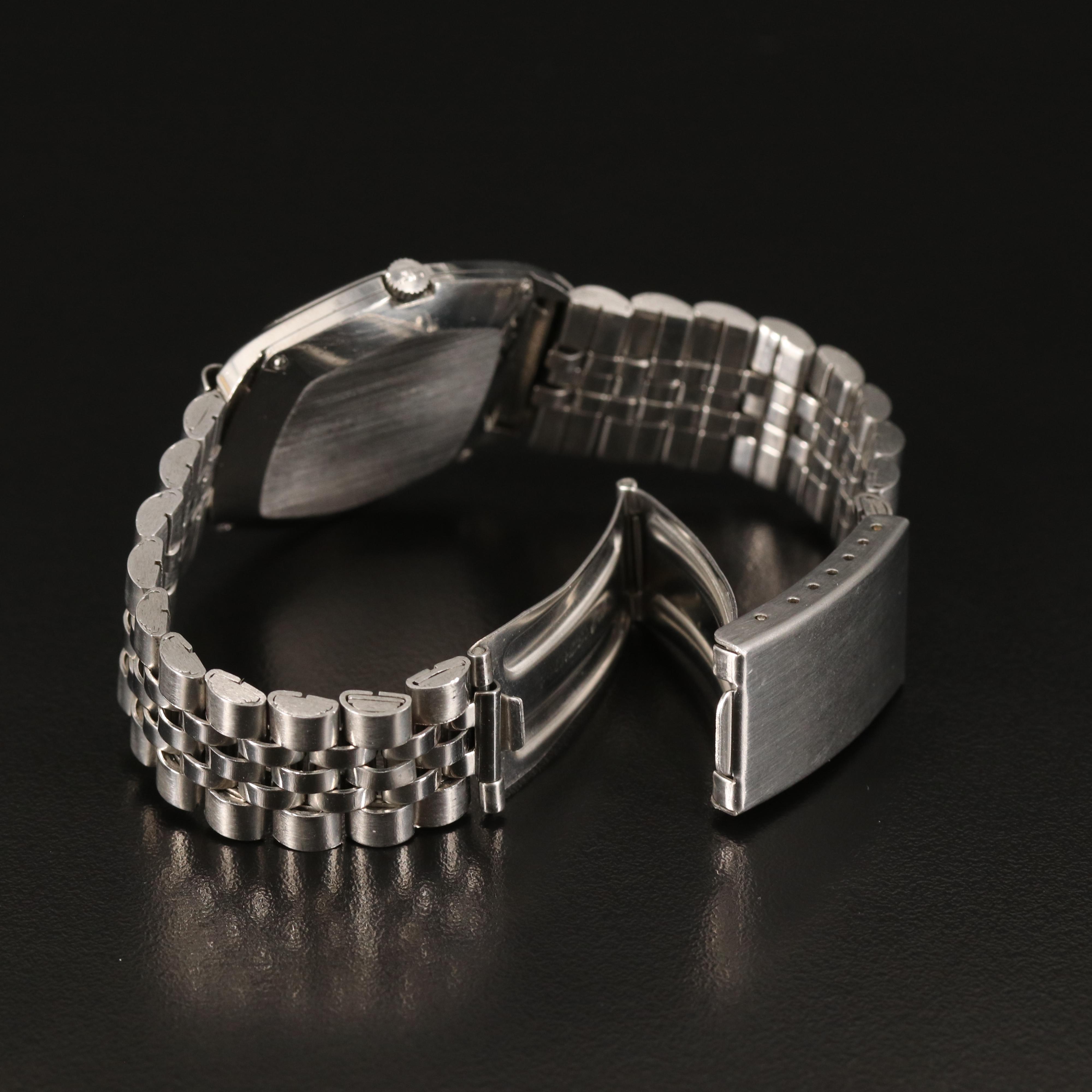 Jaeger-LeCoultre Ultra Slim Cal. 900 Automatic Watch