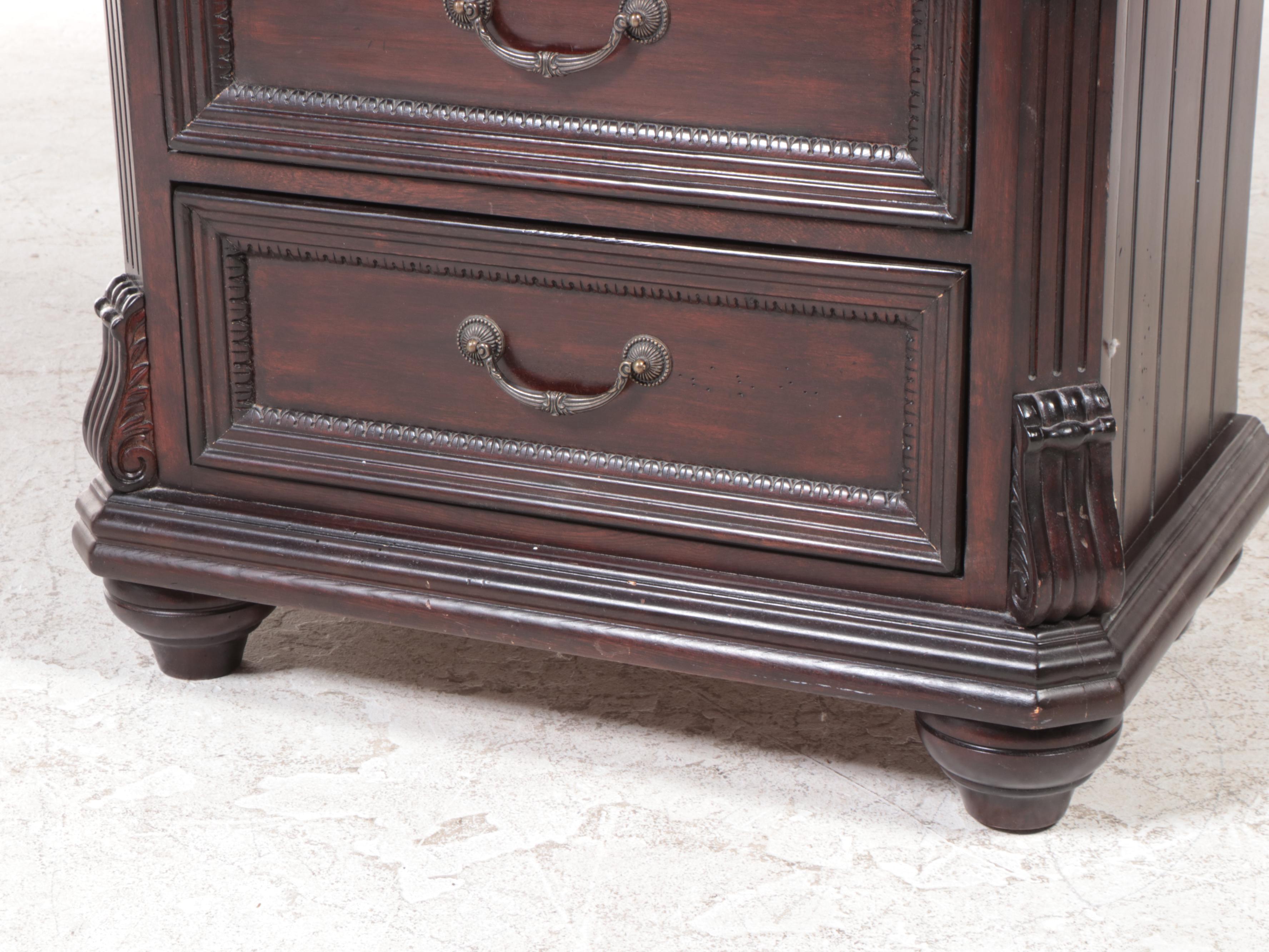 Kincaid Victorian Style Three-Drawer Nightstand