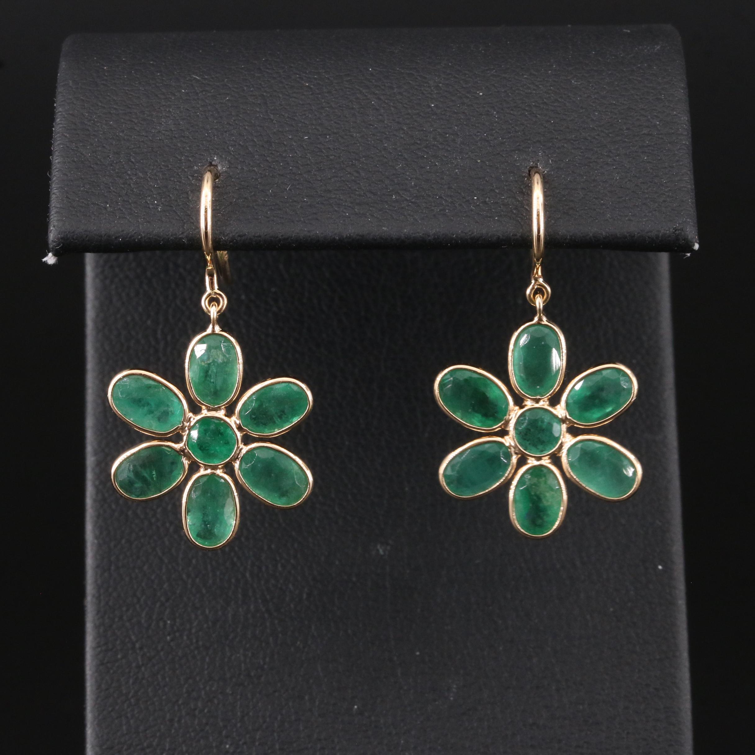 18K Emerald Flower Earrings