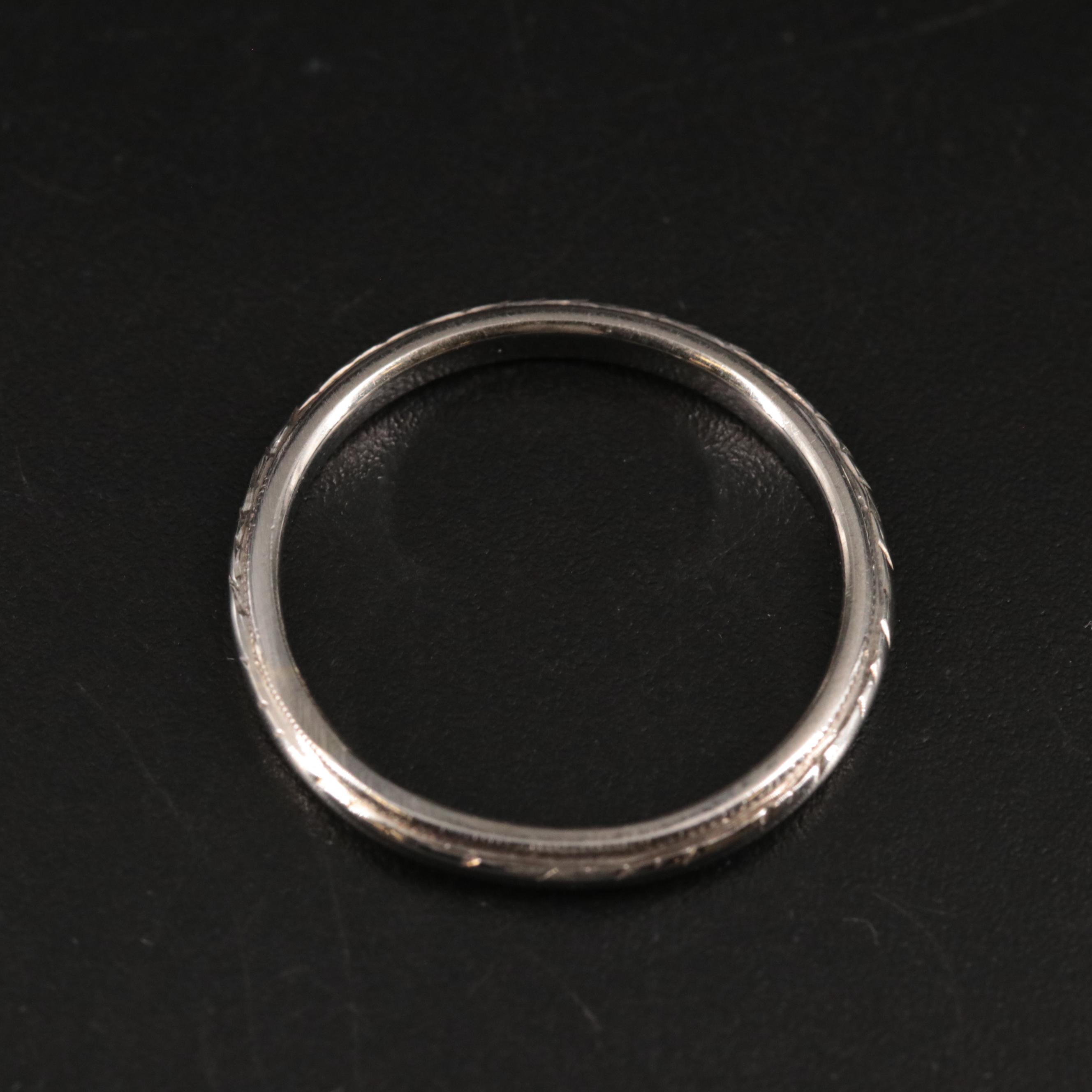 18K Band Ring