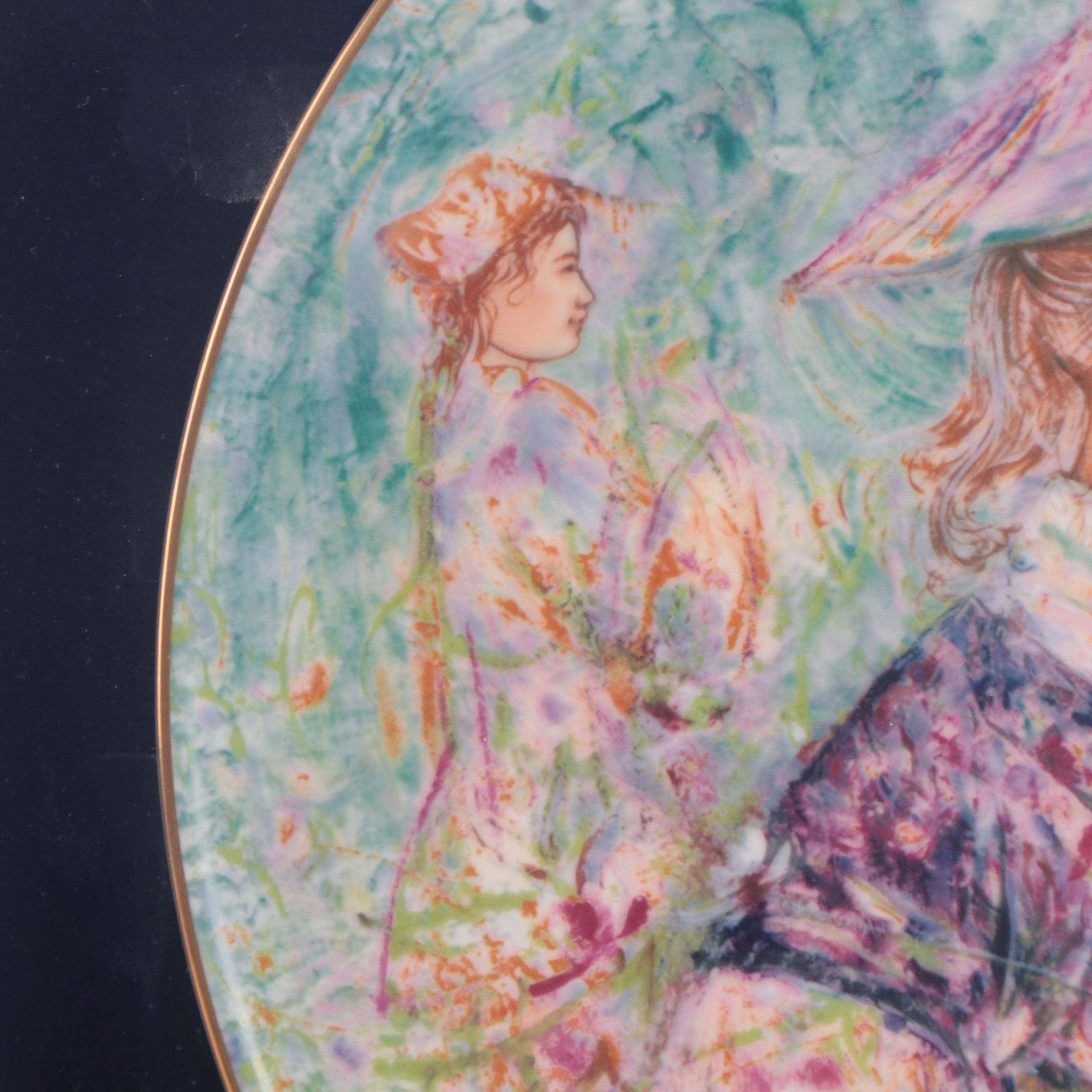 Hutschenreuther "Flower Girl of Provence" Edna Hibel Porcelain Plate