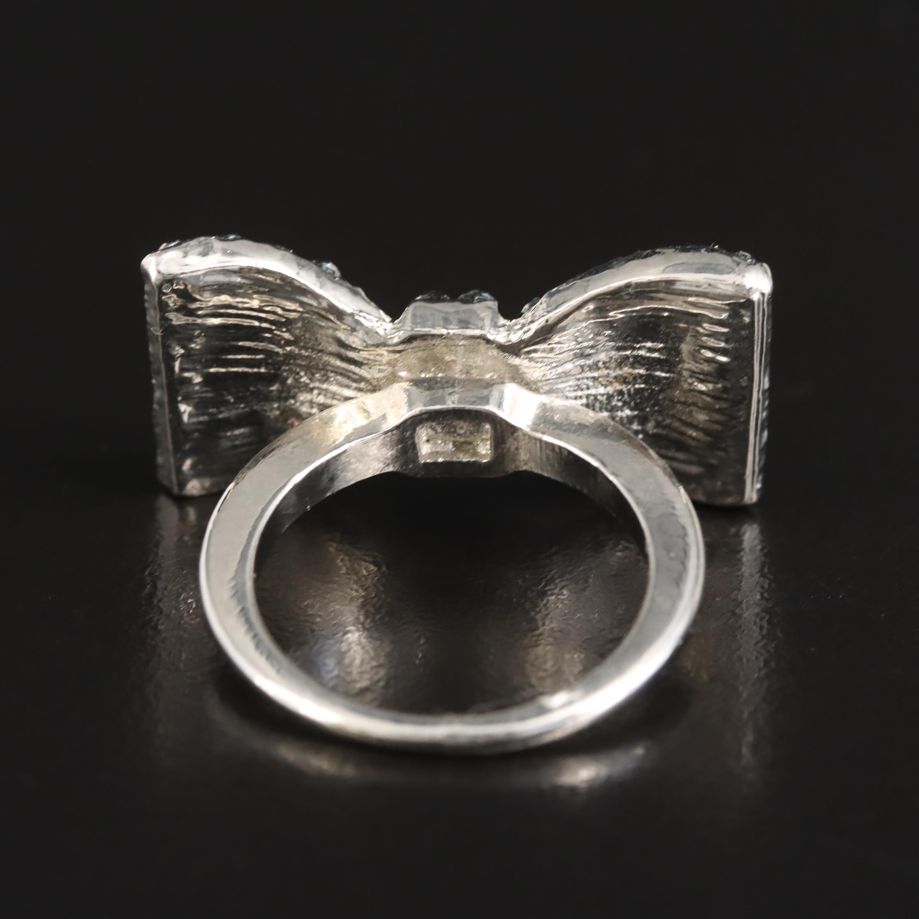 Glass Bow Ring