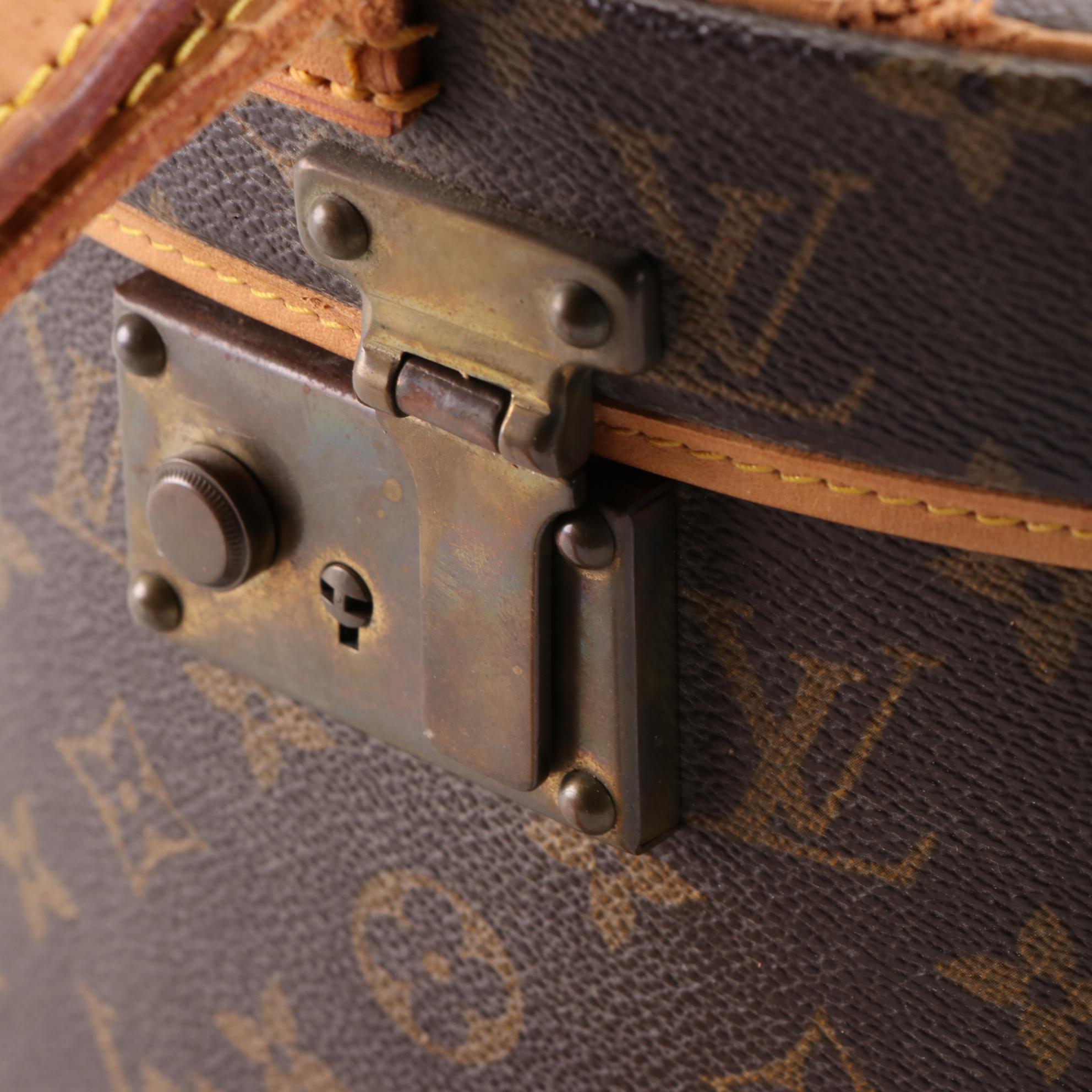 Louis Vuitton Hat Box in Monogram Canvas