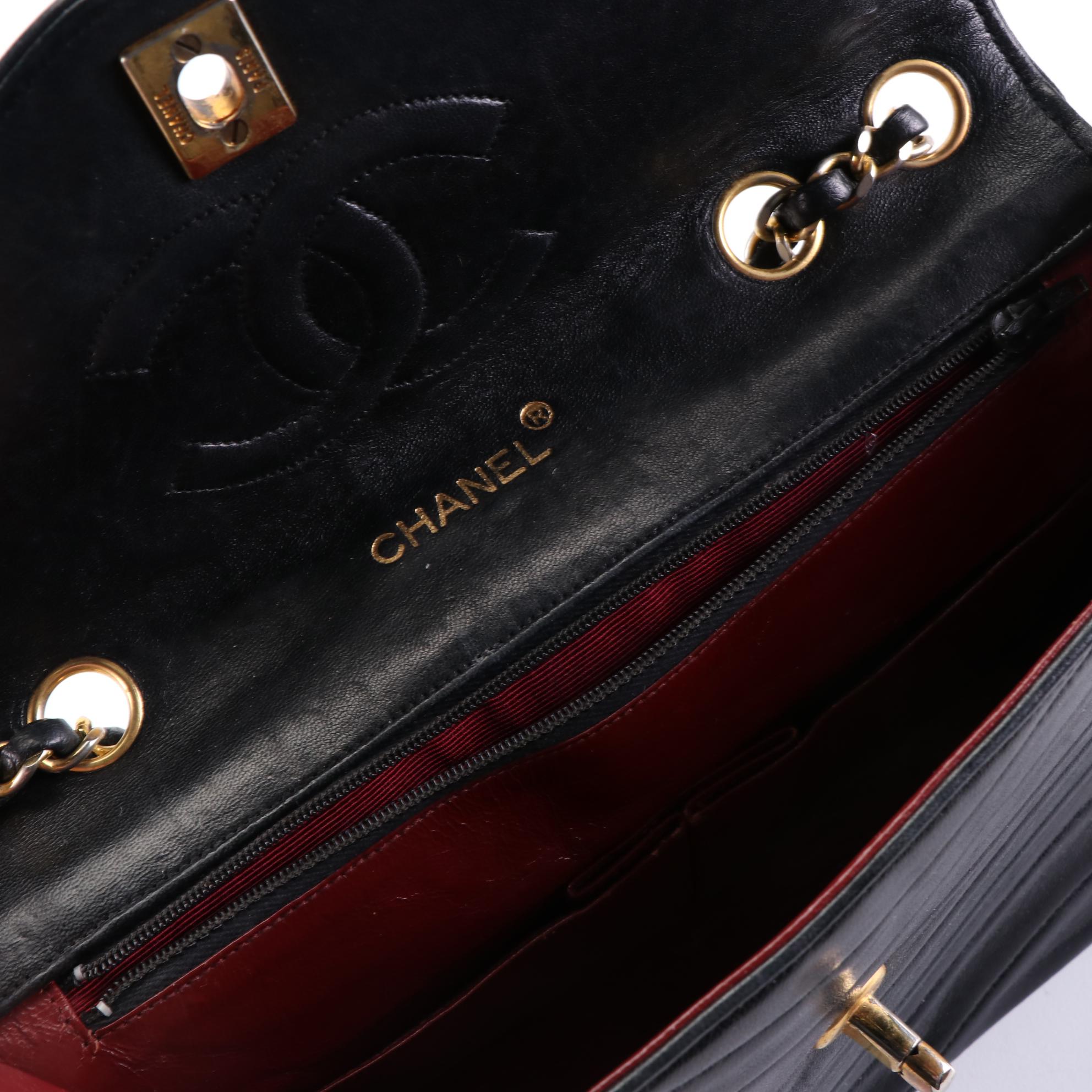 Chanel CC Flap Front Shoulder Bag in Matelassé Leather