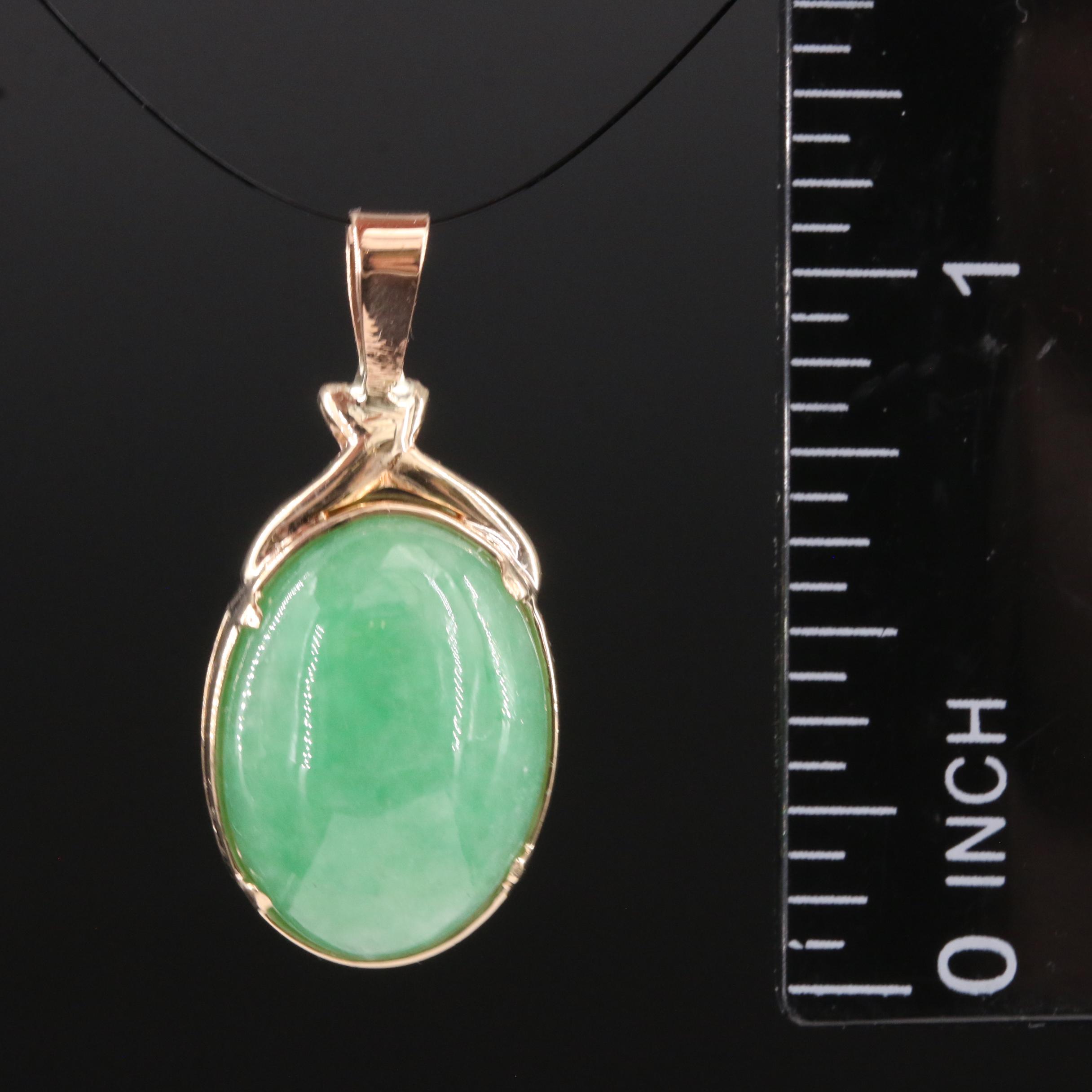 14K Jadeite Cabochon Pendant