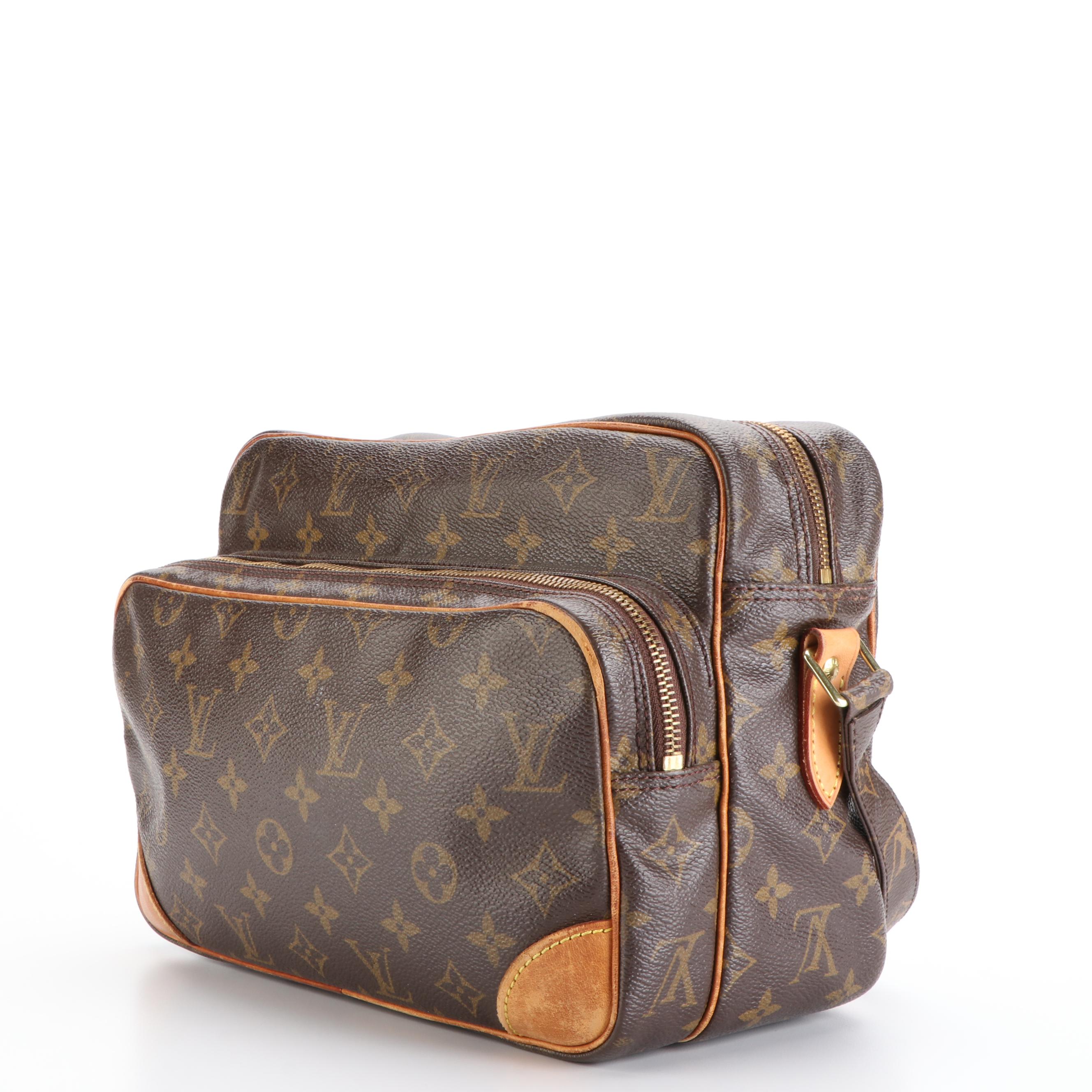 Louis Vuitton Nil Crossbody Bag in Monogram Canvas and Vachetta Leather