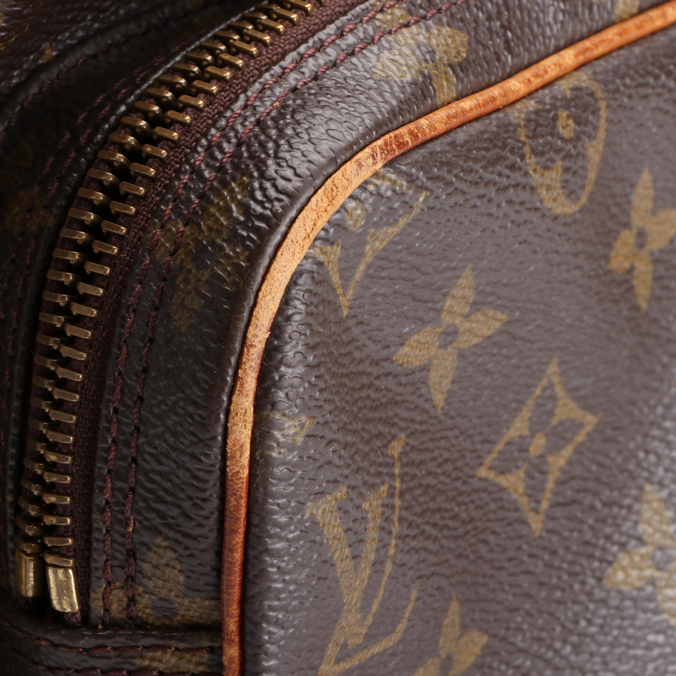 Louis Vuitton Nil Crossbody Bag in Monogram Canvas and Vachetta Leather