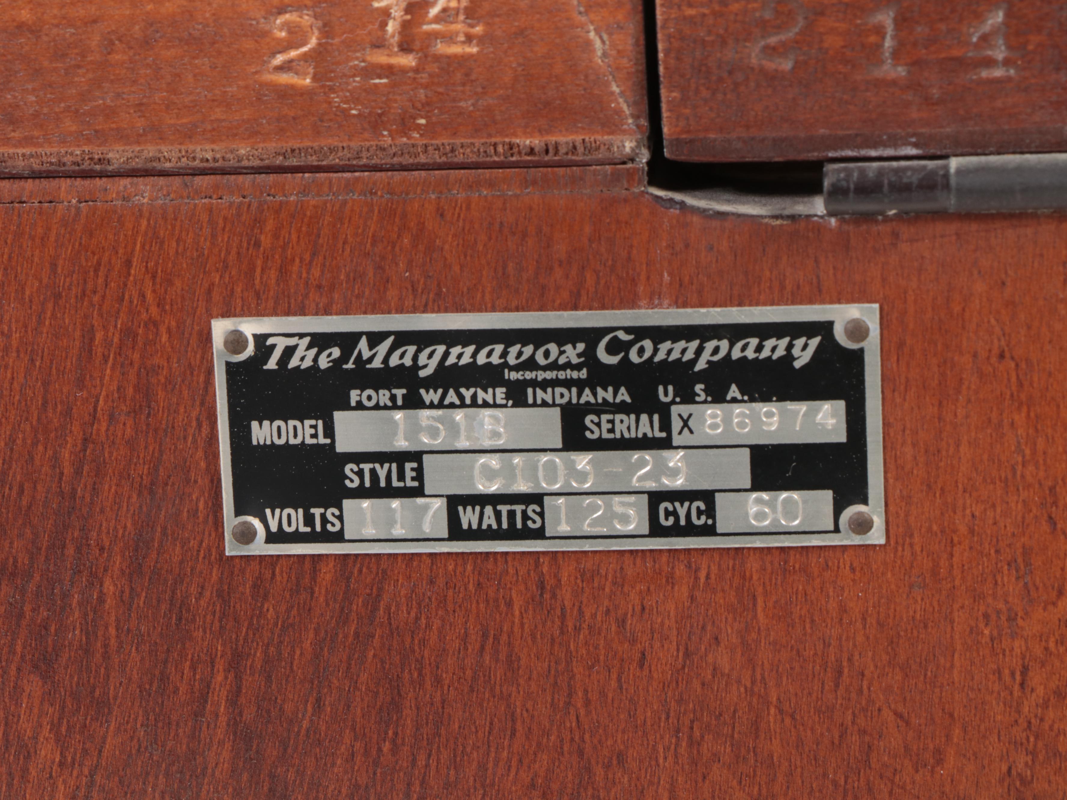 Vintage Magnavox "Georgian" Mahogany Stereo Cabinet with Turntable