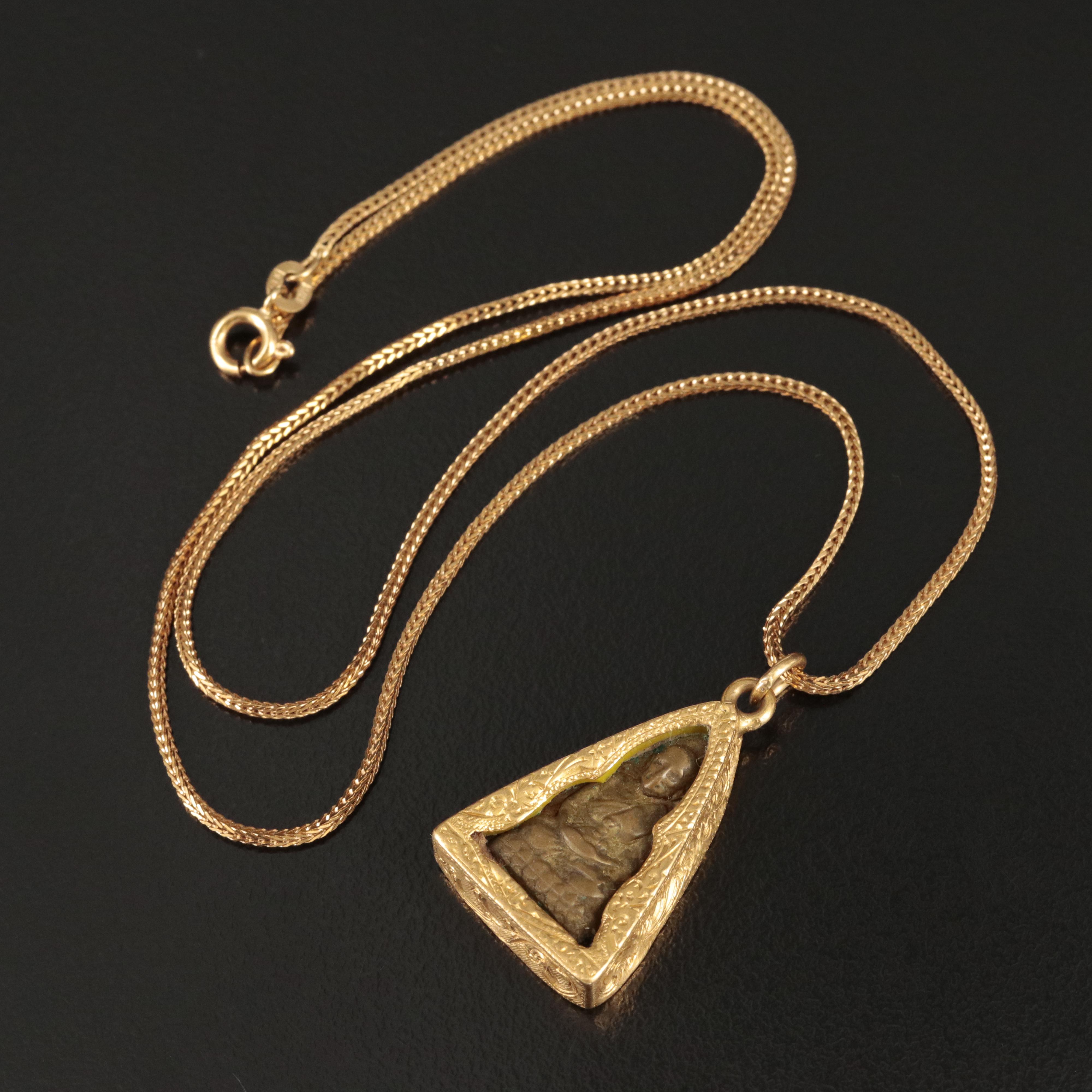 18K Thai Sitting Buddha Amulet with UnoAErre Foxtail Chain Necklace