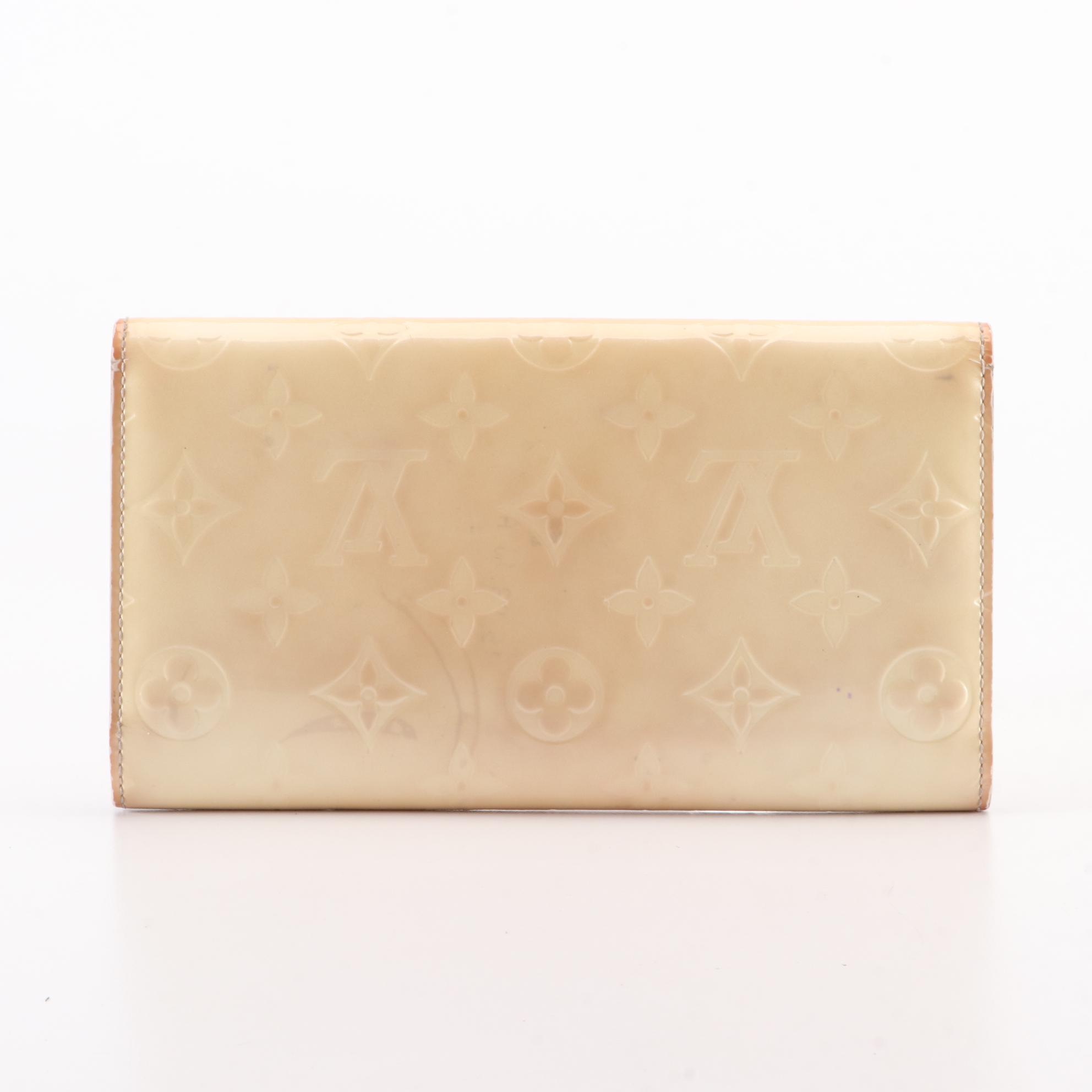 Louis Vuitton International Wallet in Monogram Vernis with Box