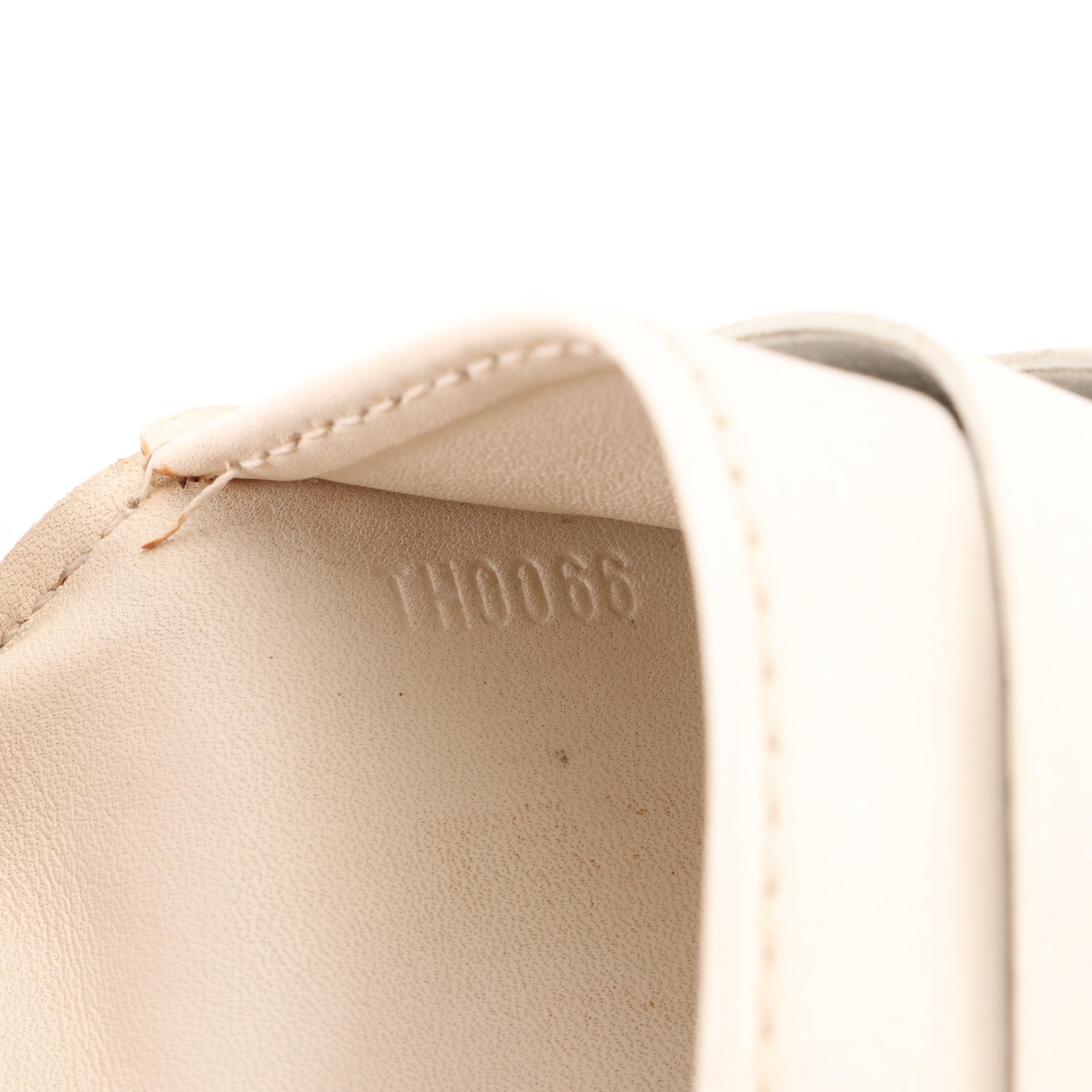 Louis Vuitton International Wallet in Monogram Vernis with Box