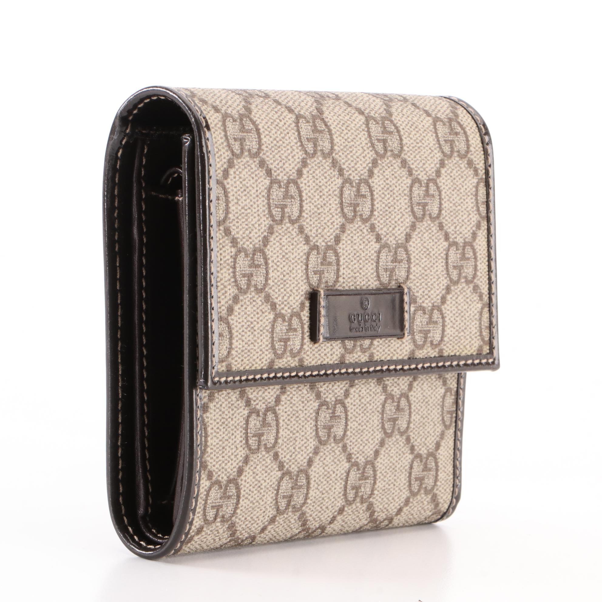 Gucci Compact Wallet in GG Supreme Coated Canvas and Leather with Box