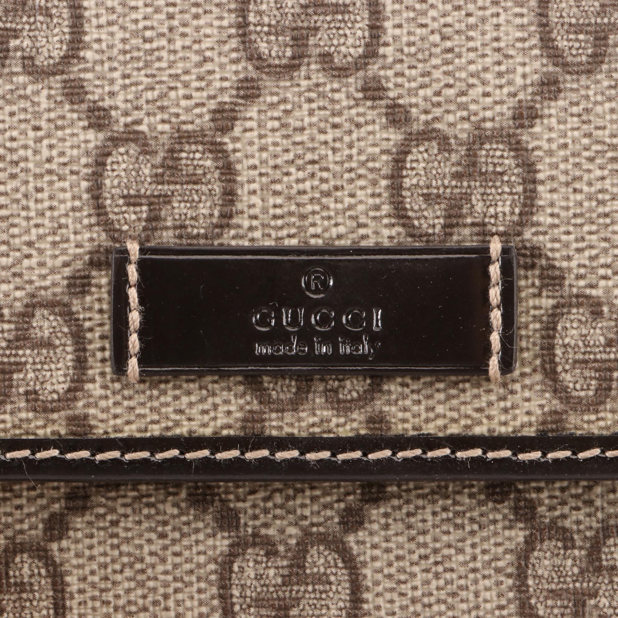 Gucci Compact Wallet in GG Supreme Coated Canvas and Leather with Box