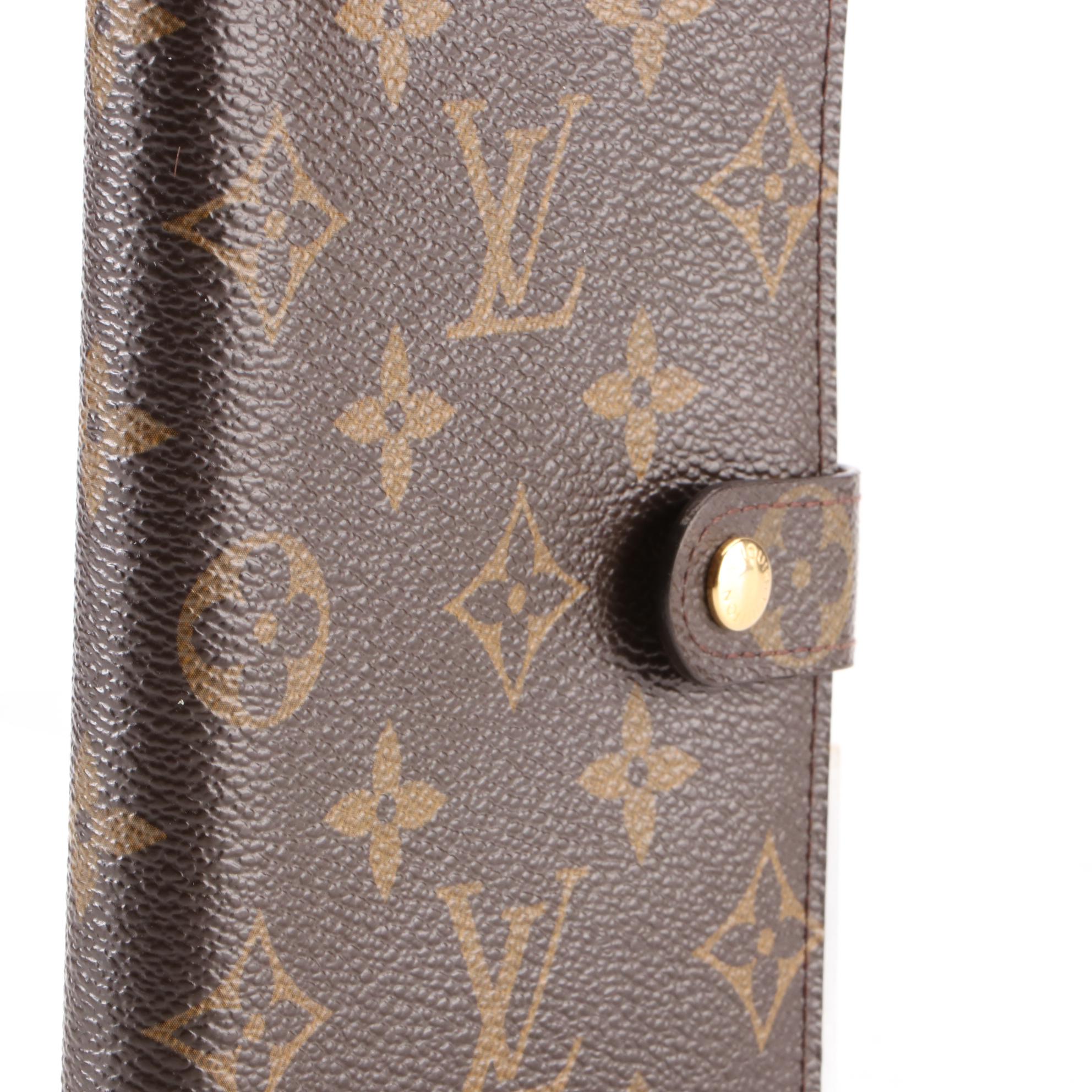 Louis Vuitton Agenda Cover in Monogram Canvas