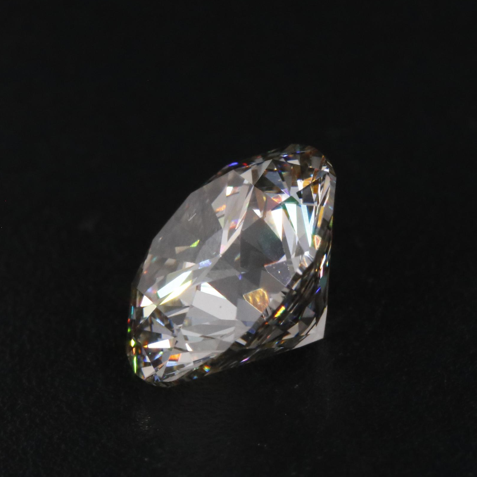Loose 3.01 CT Lab Grown Diamond with IGI Report