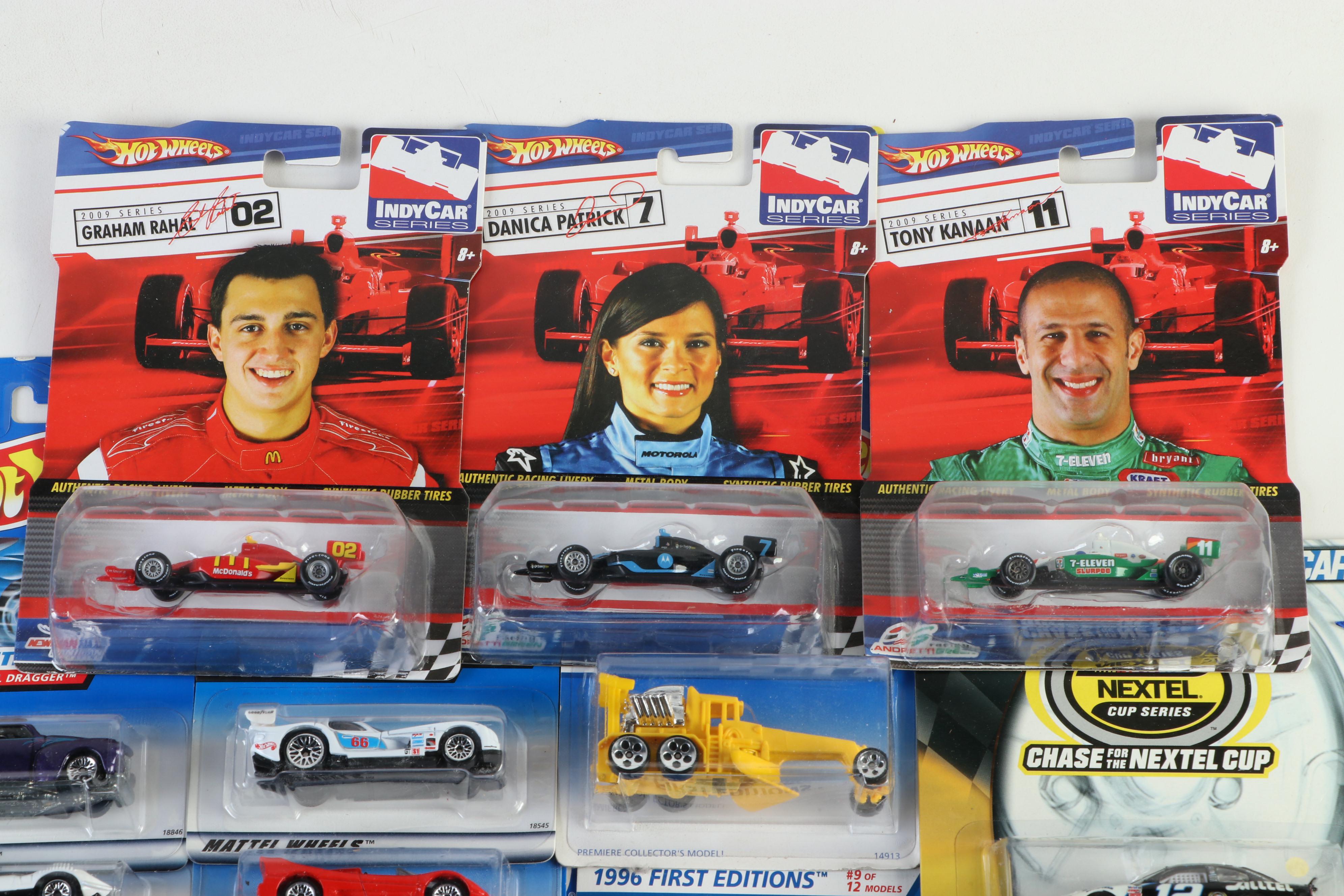 Hot Wheels 1:64 Scale Diecast Cars Including "Solar Eagle III"