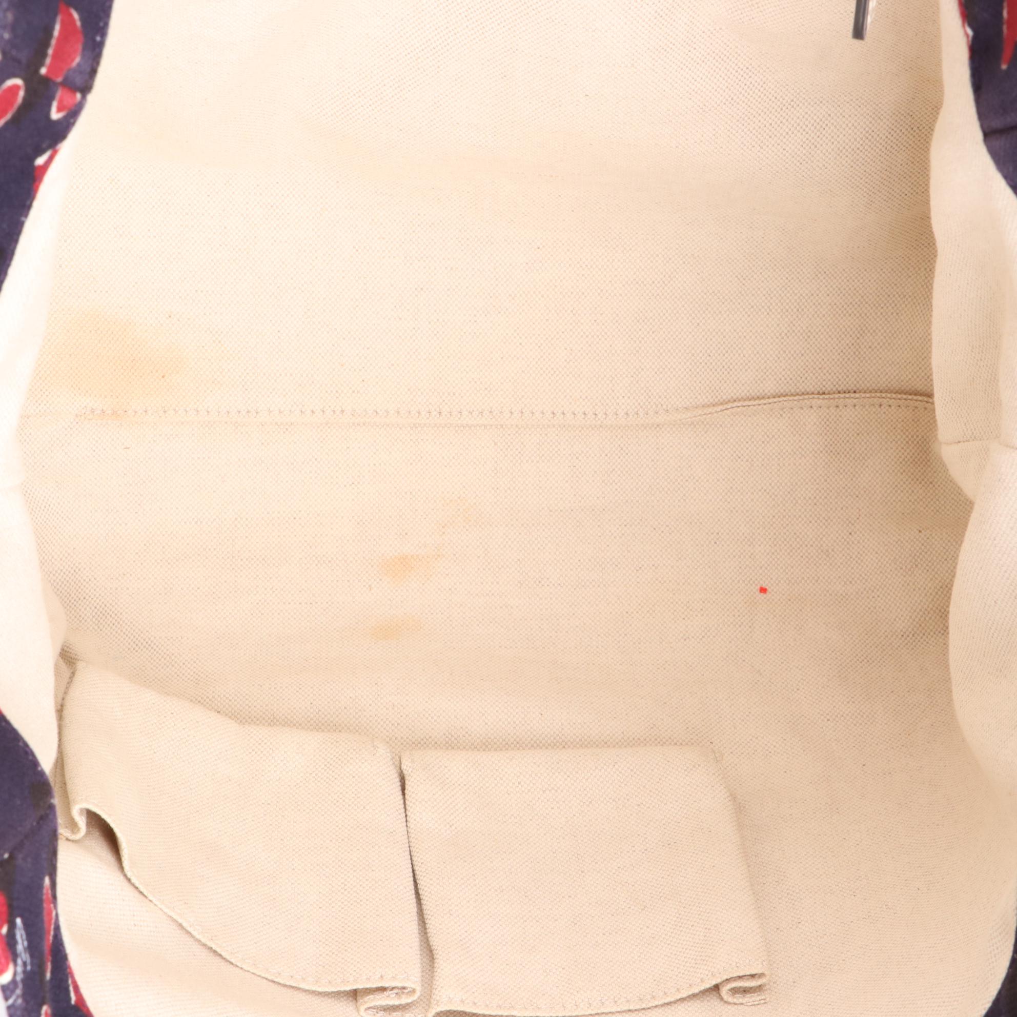 Gucci Medium Shopper Tote in Heartbeat Print Canvas with Leather Trim