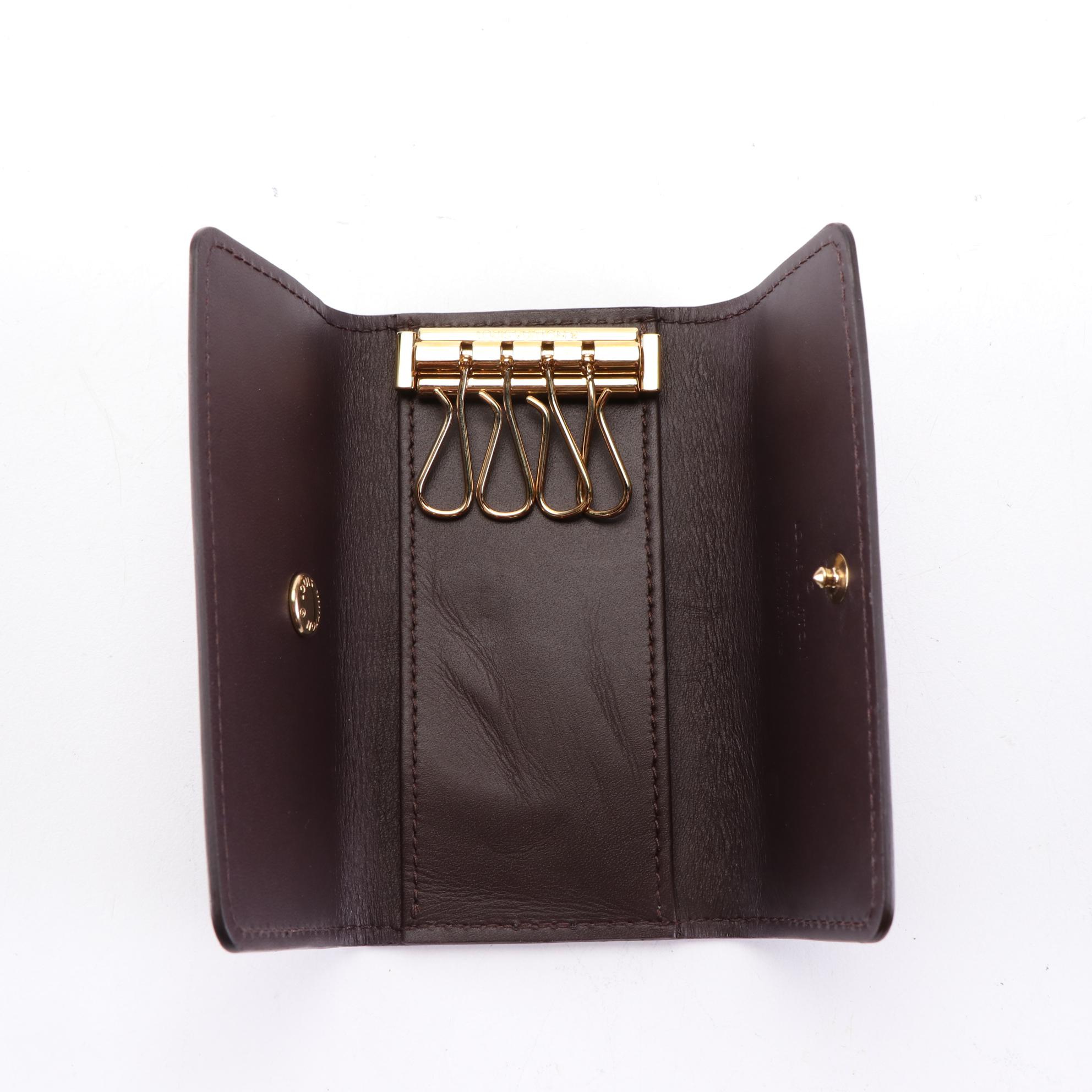 Louis Vuitton Key Holder in Monogram Vernis