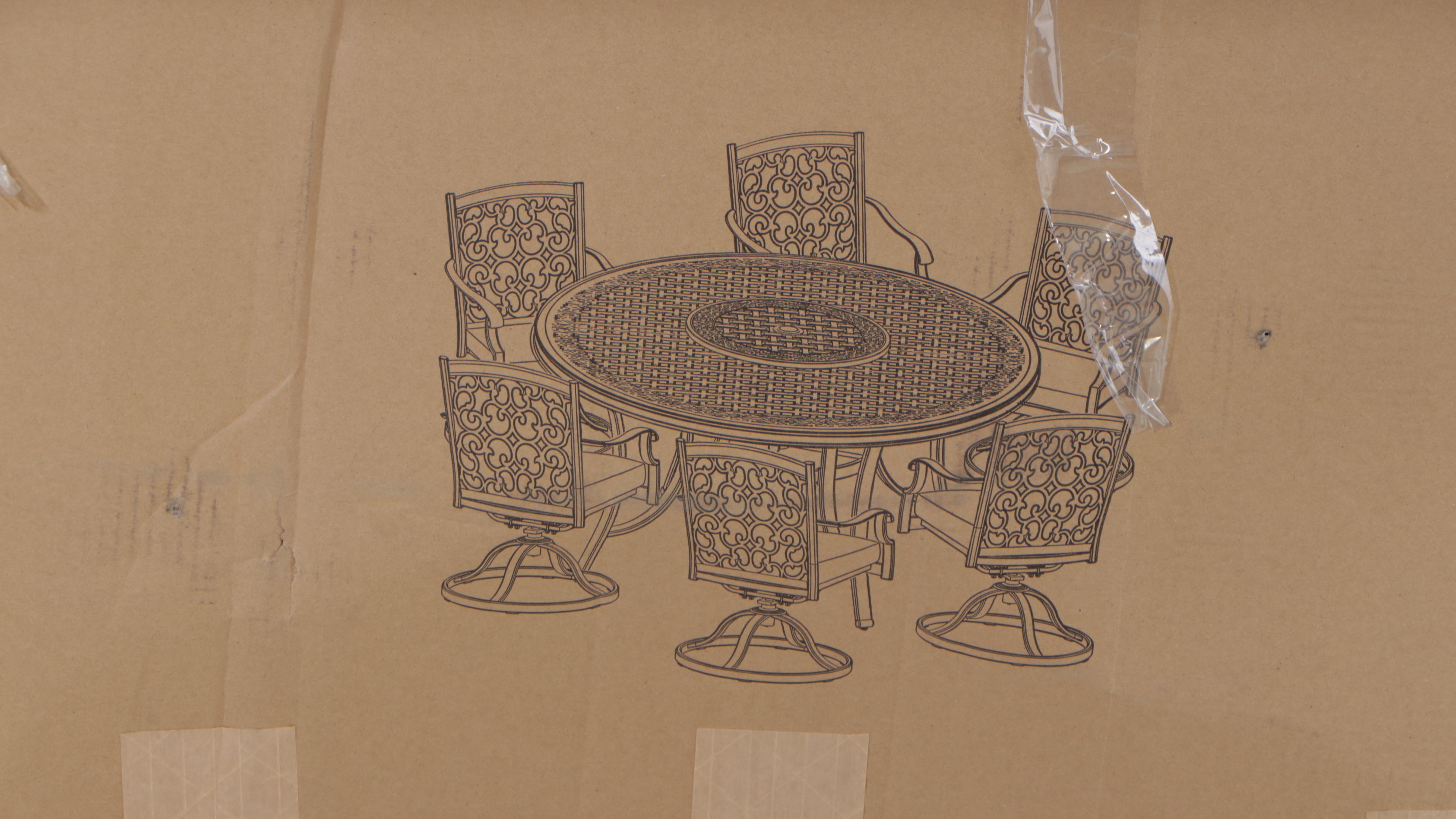 Member's Mark Hastings Eight-Piece Round Patio Dining Set