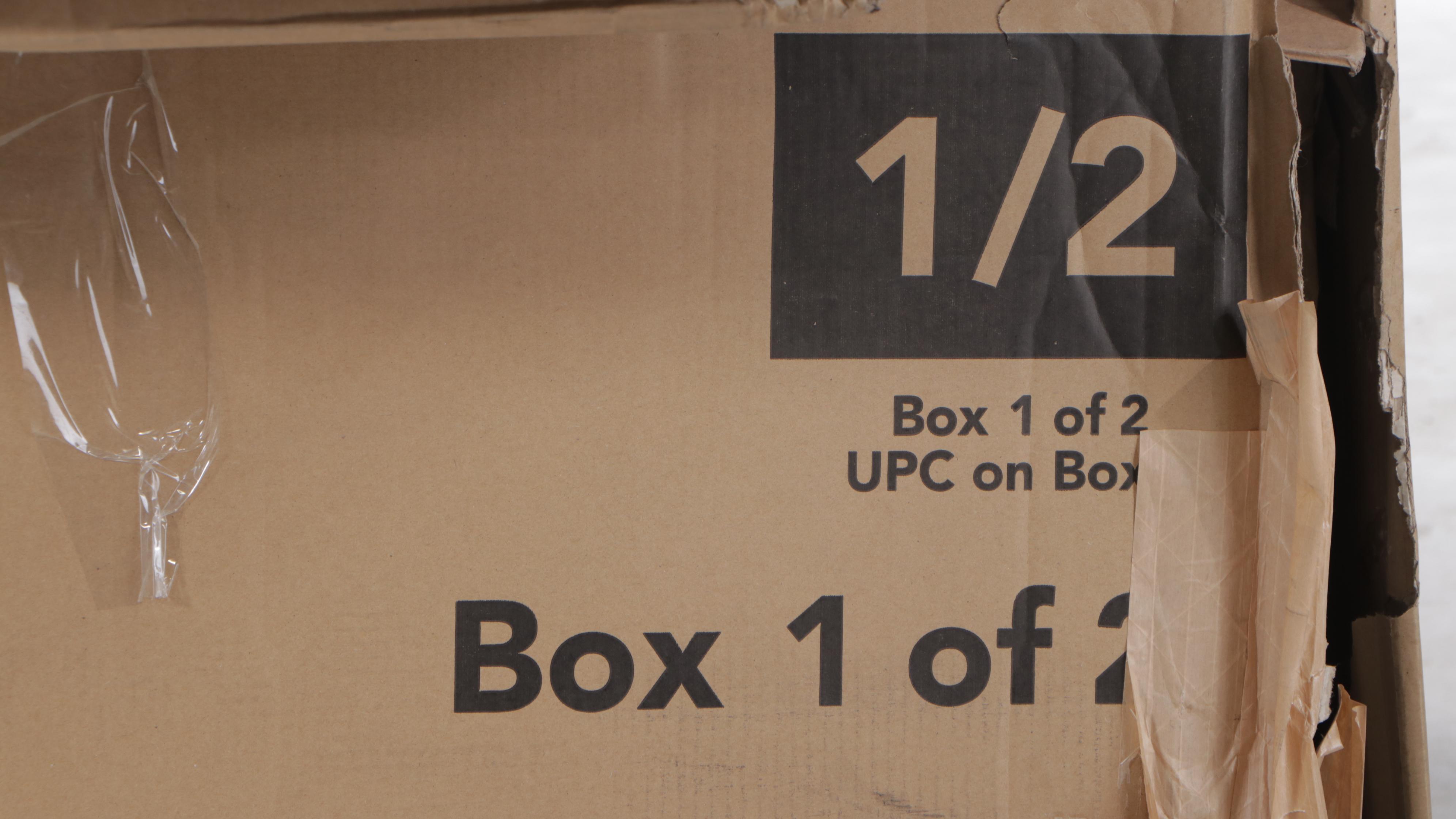 Member's Mark Hastings Eight-Piece Round Patio Dining Set