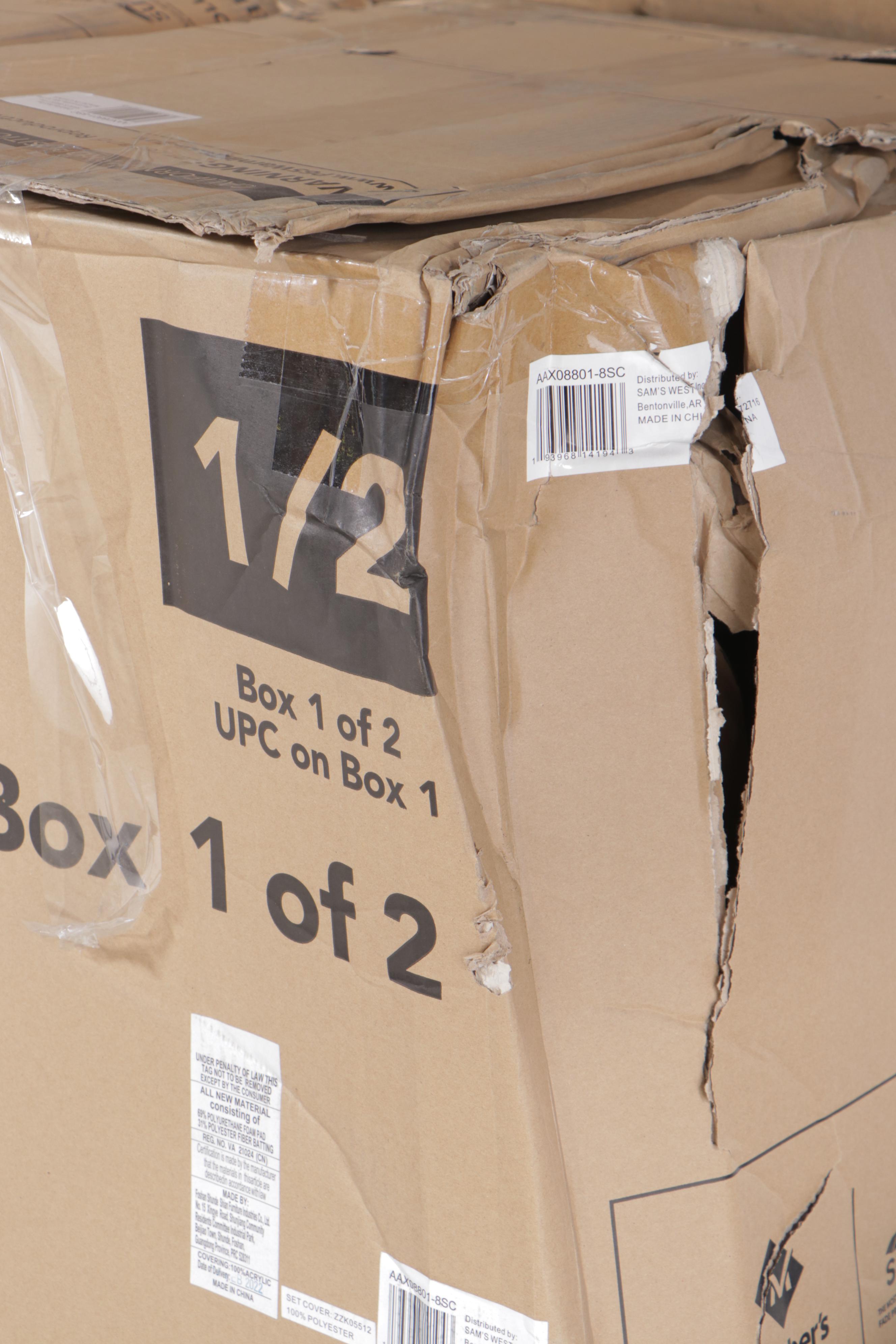 Member's Mark Hastings Eight-Piece Round Patio Dining Set