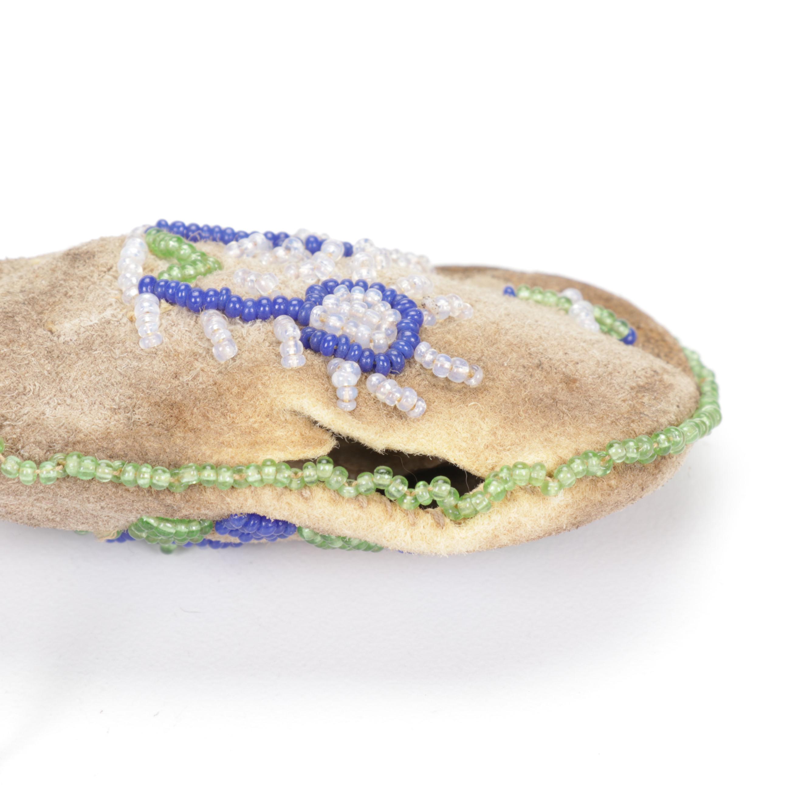 Native American Beaded Buckskin Umbilical Cord Pouch, Projectile Points, & More