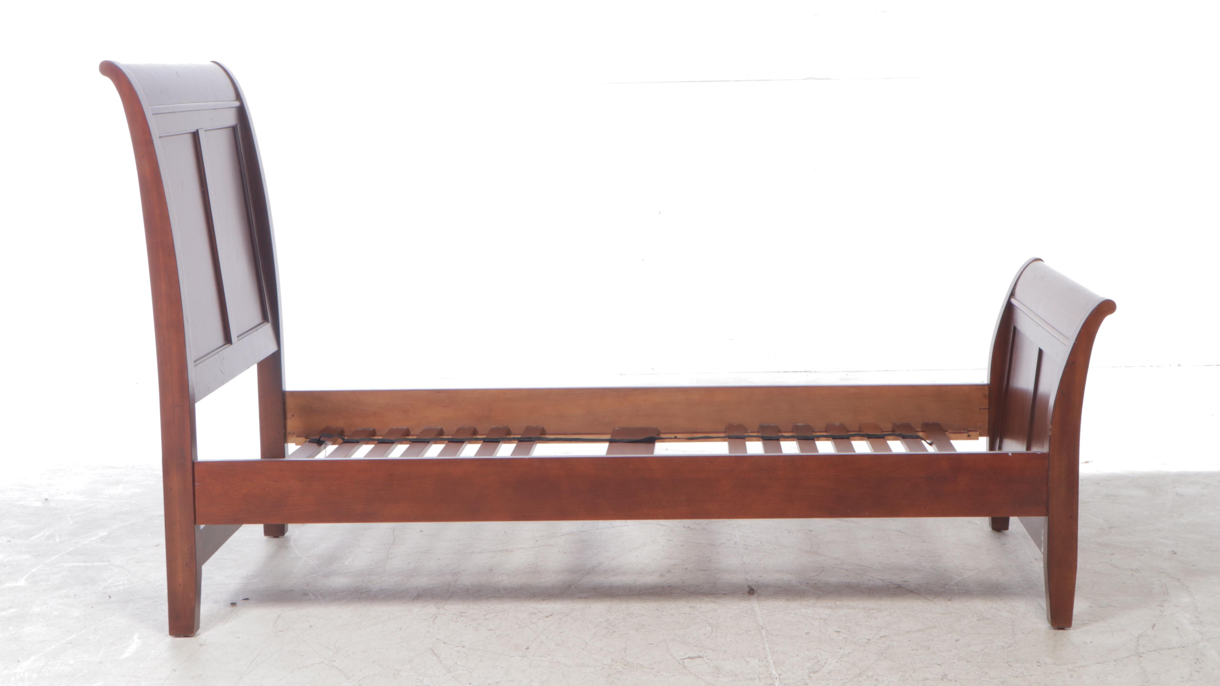 Twin Size Sleigh Bed with Slats