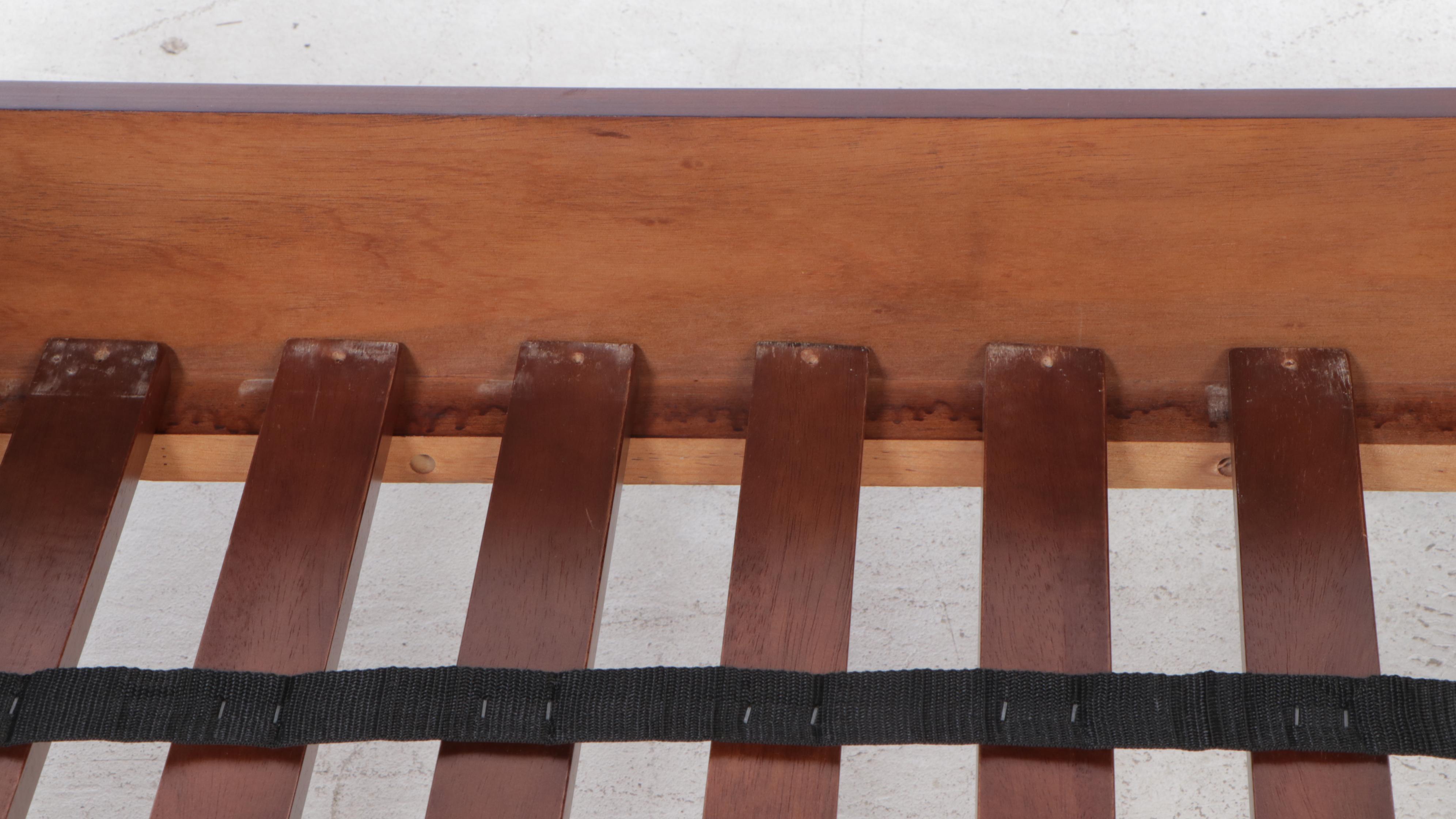 Twin Size Sleigh Bed with Slats