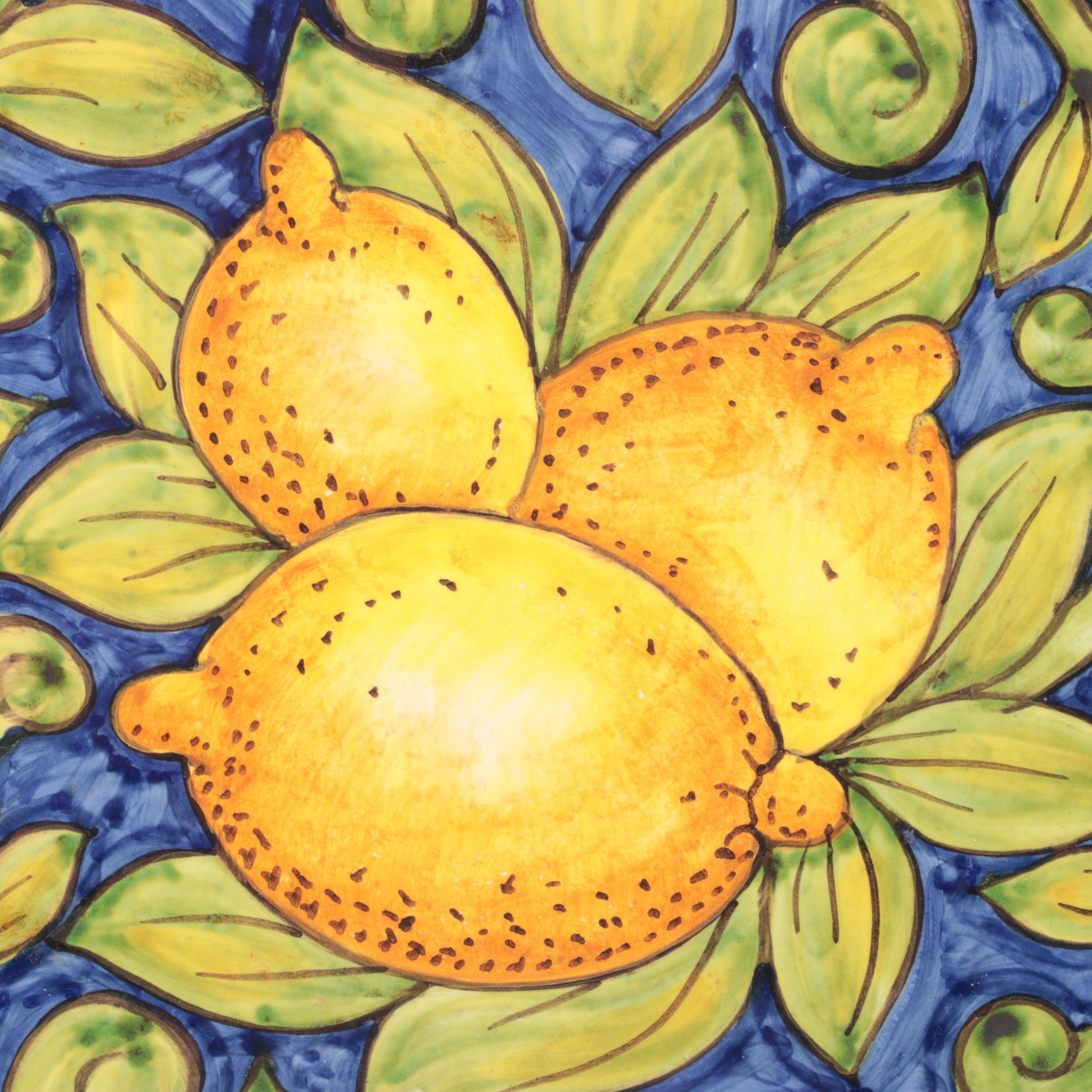 Italian Maiolica Style Hand-Painted Earthenware Decorative Charger