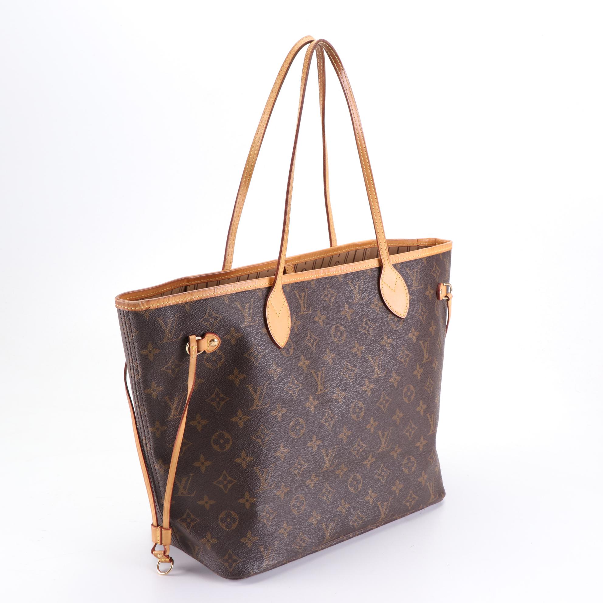 Louis Vuitton Neverfull MM in Monogram Canvas