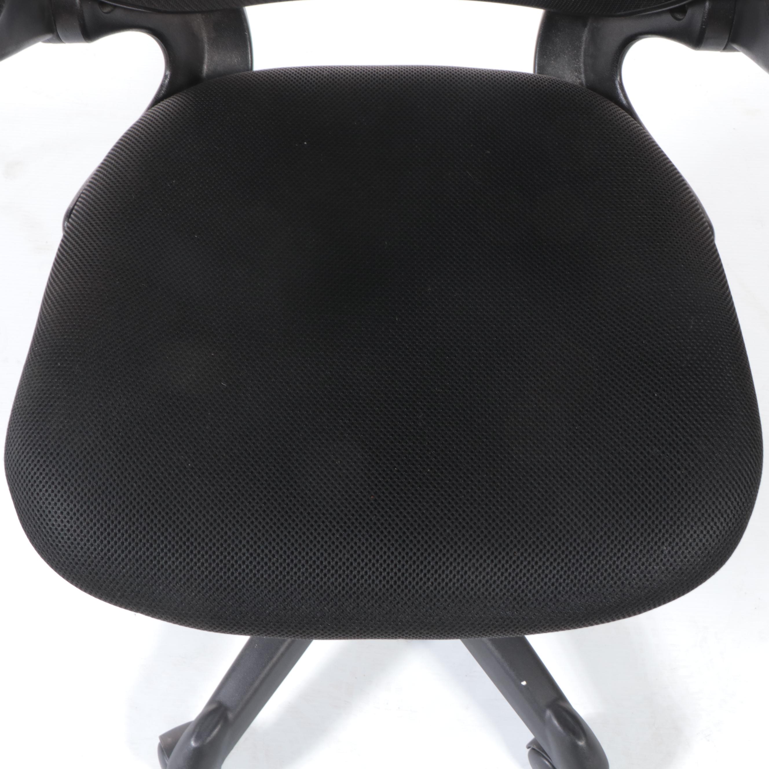 Contemporary Swivel-Tilt Adjustable Desk Chair