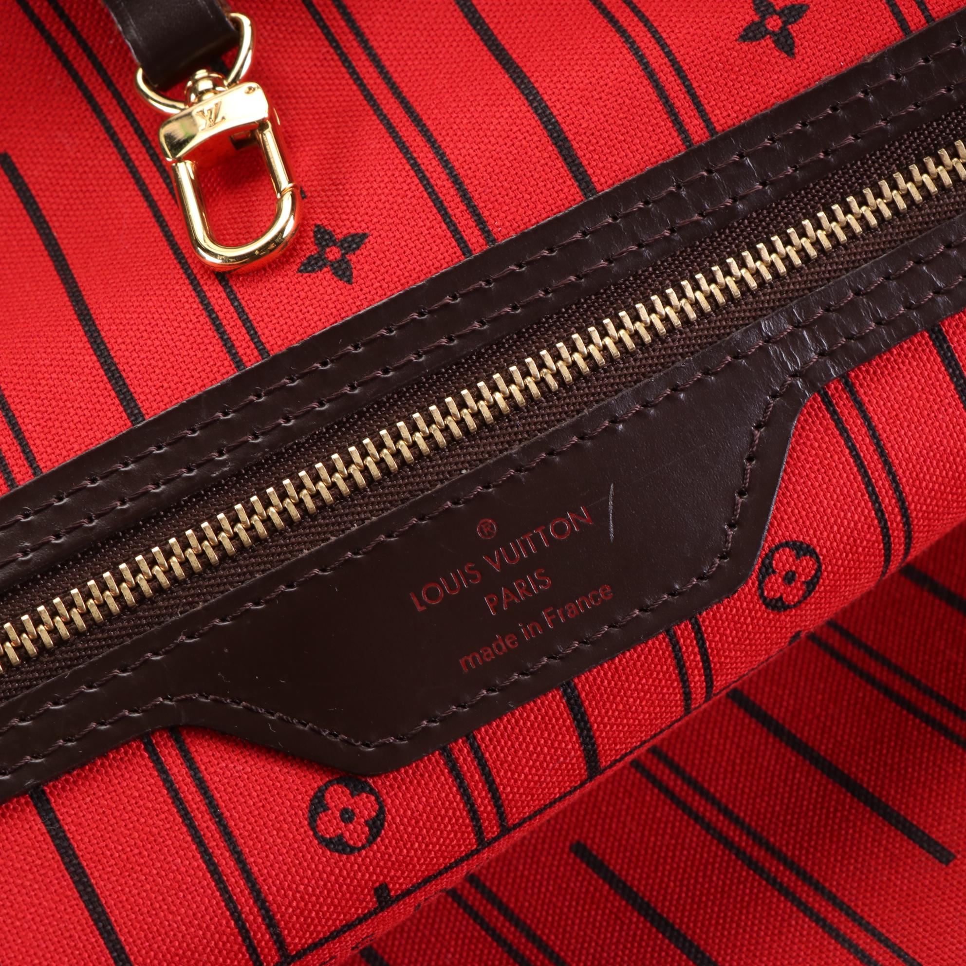 Louis Vuitton Neverfull MM in Damier Ebene Canvas