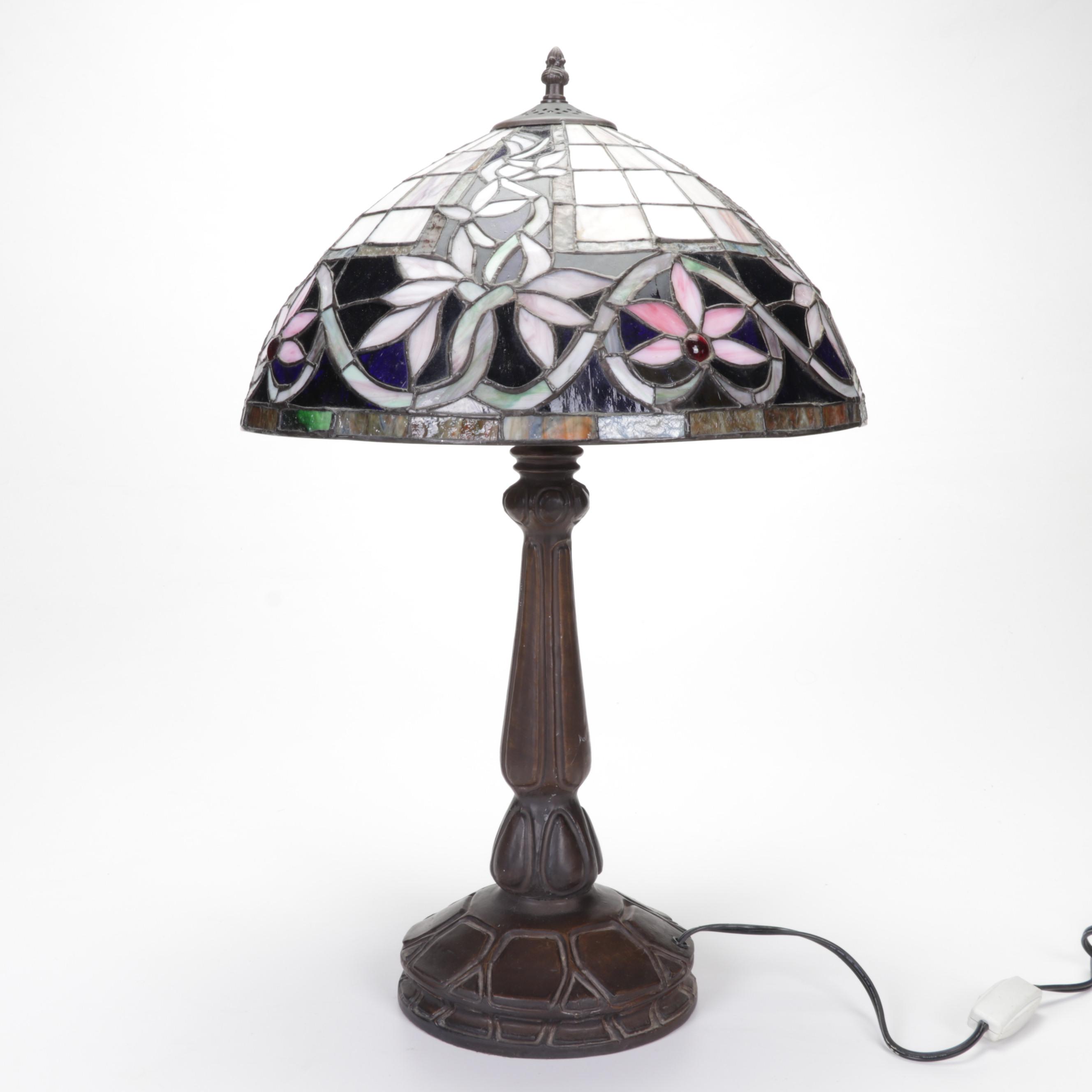 Arts and Crafts Style Slag Glass Table Lamp